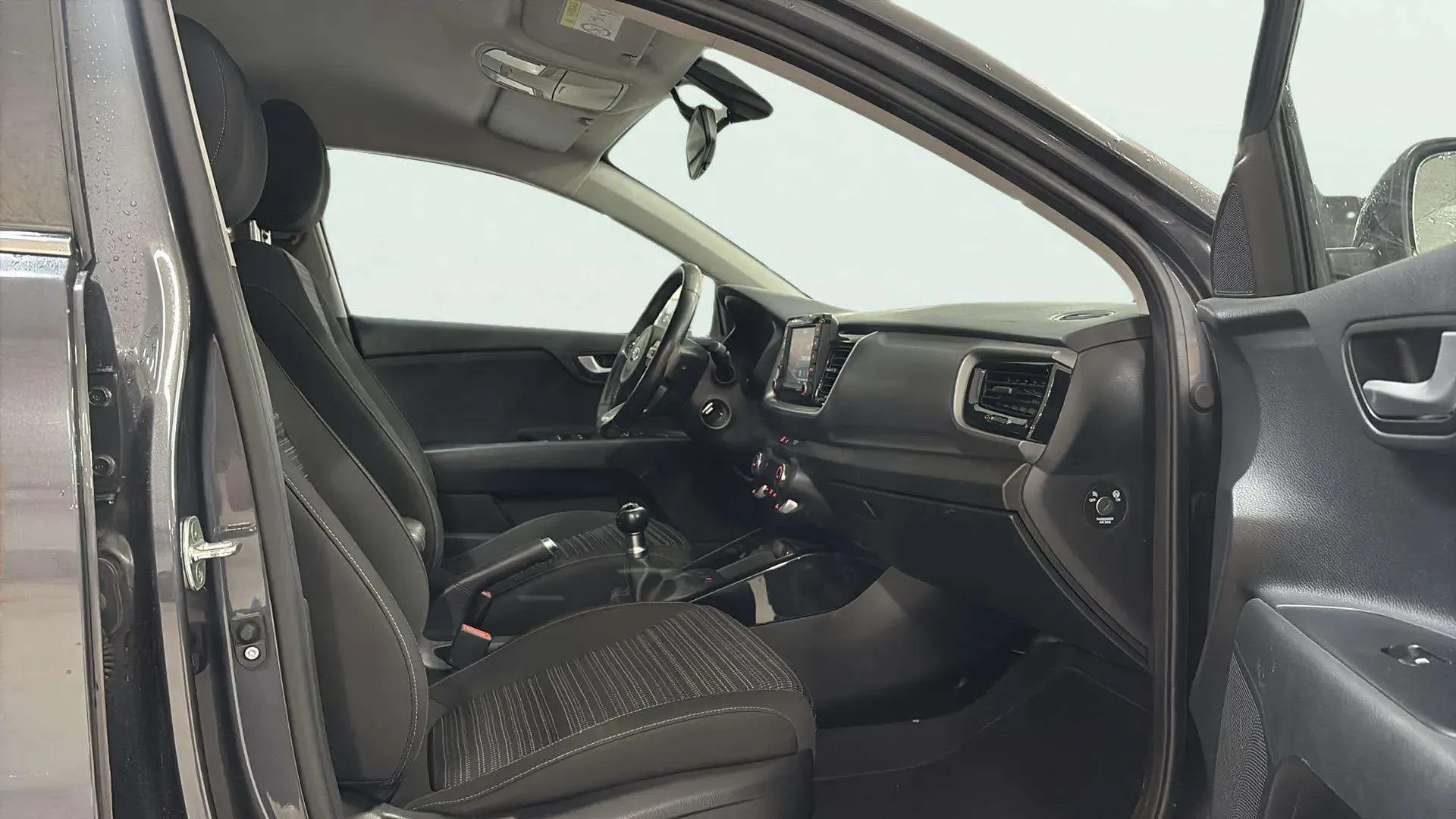 Kia Stonic 1.0 T-GDi Drive Eco-Dynam - foto 12