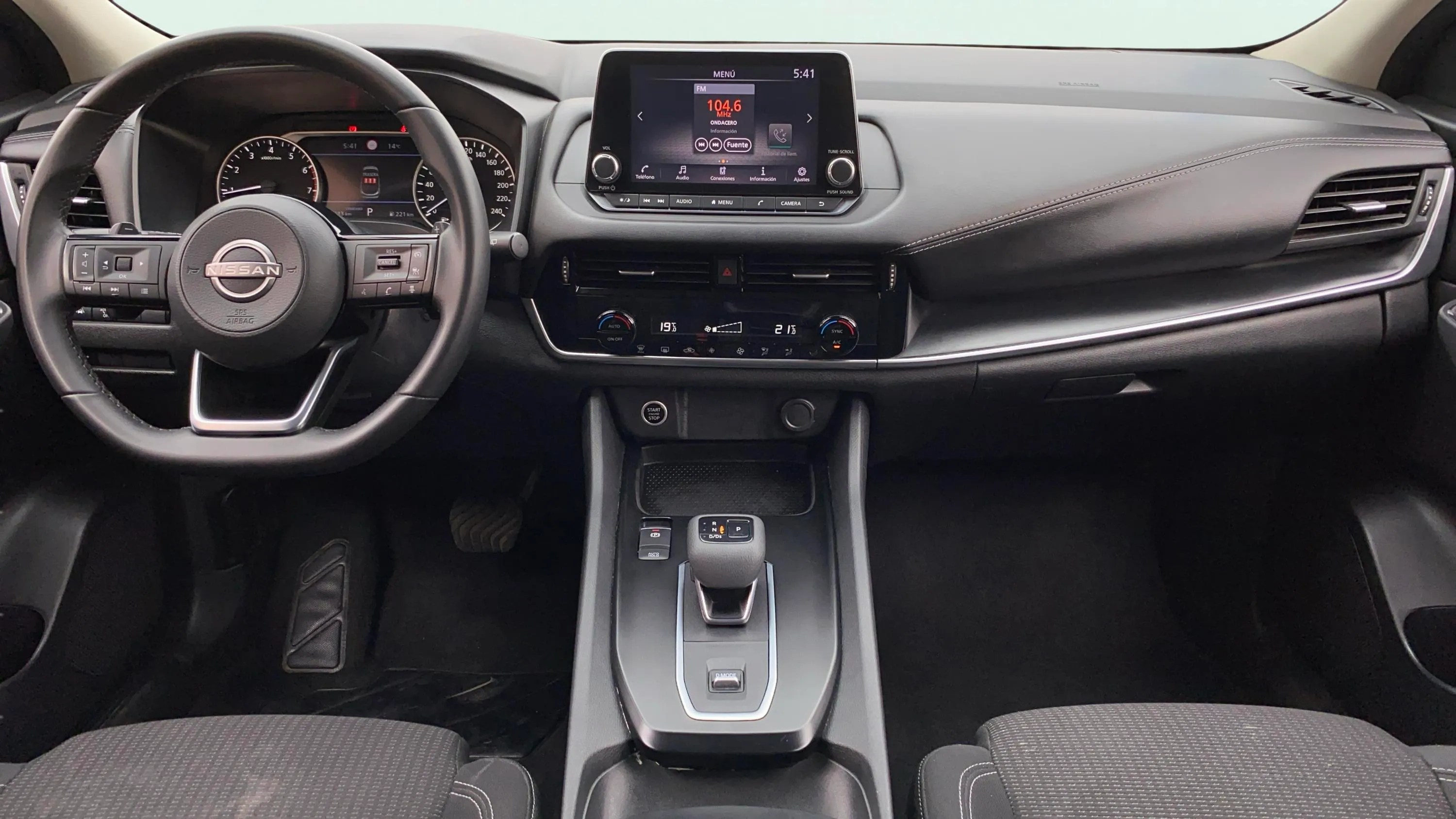 Nissan Qashqai DIG-T mHEV Xtronic Acenta - foto 25