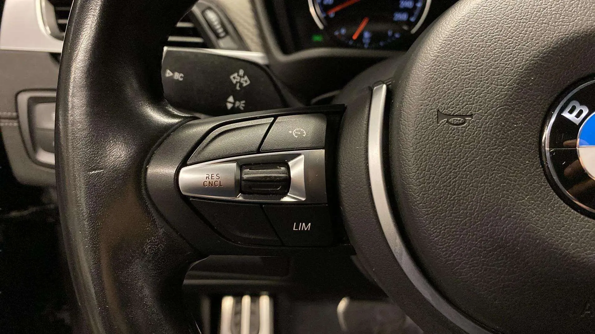 BMW X2 xDrive25e - foto 12
