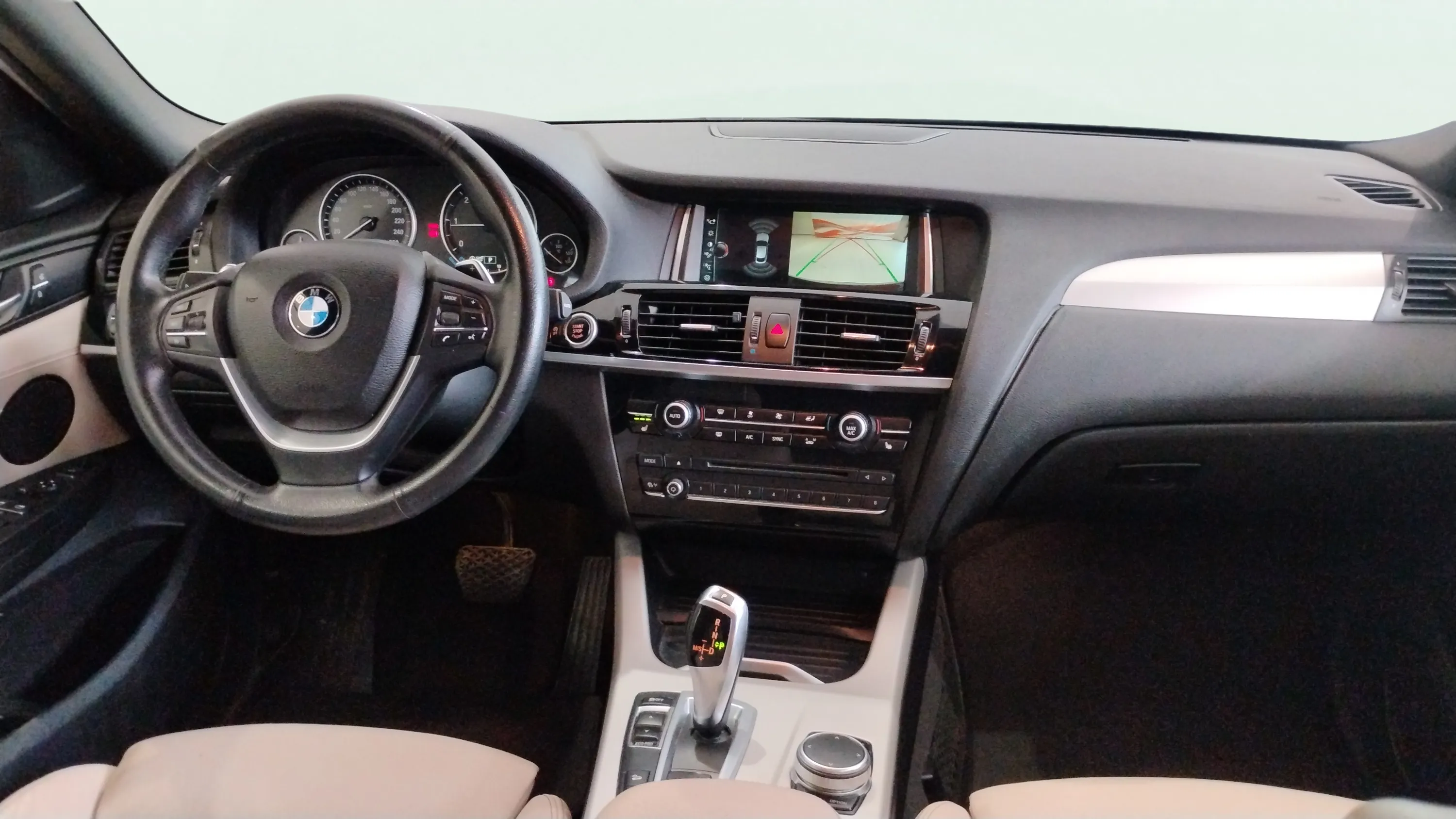 BMW X4 xDrive20d - foto 8