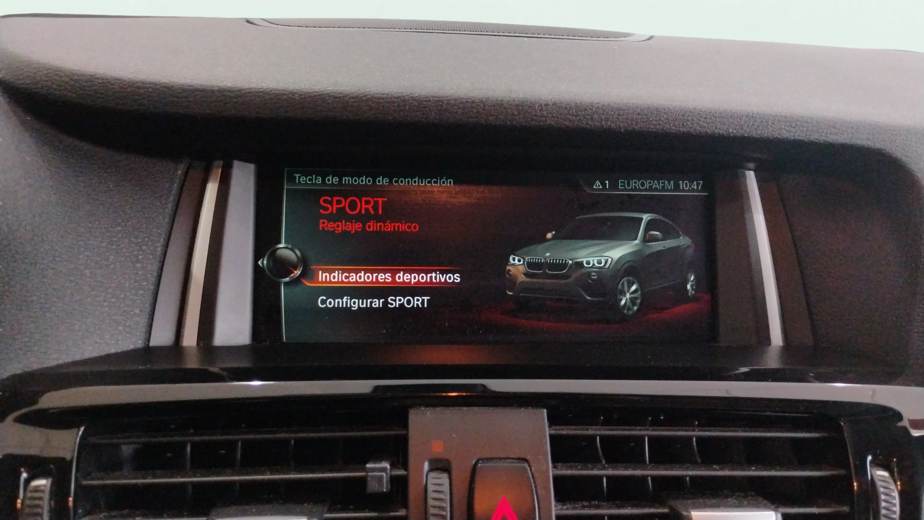 BMW X4 xDrive20d - foto 19
