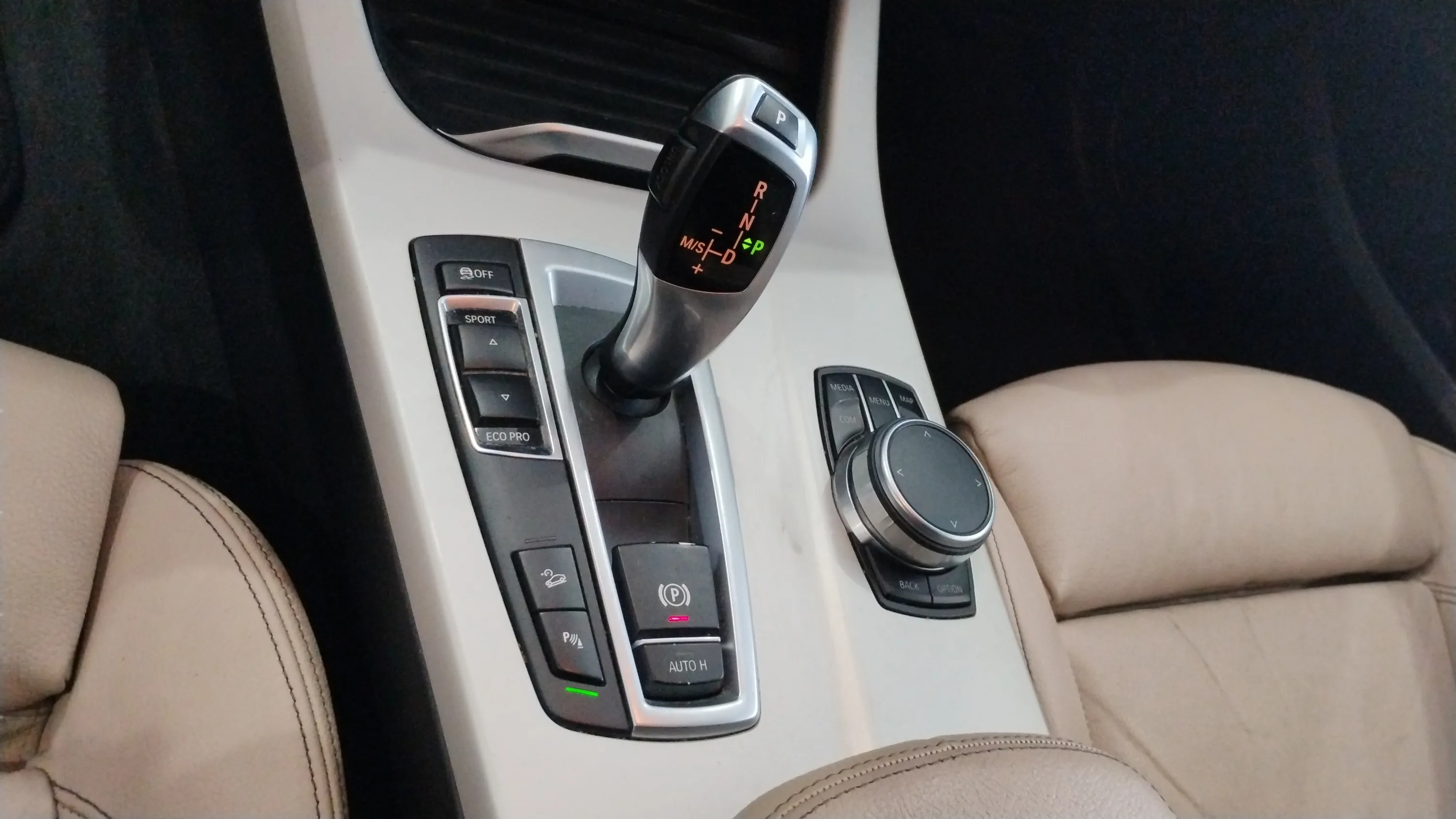BMW X4 xDrive20d - foto 15