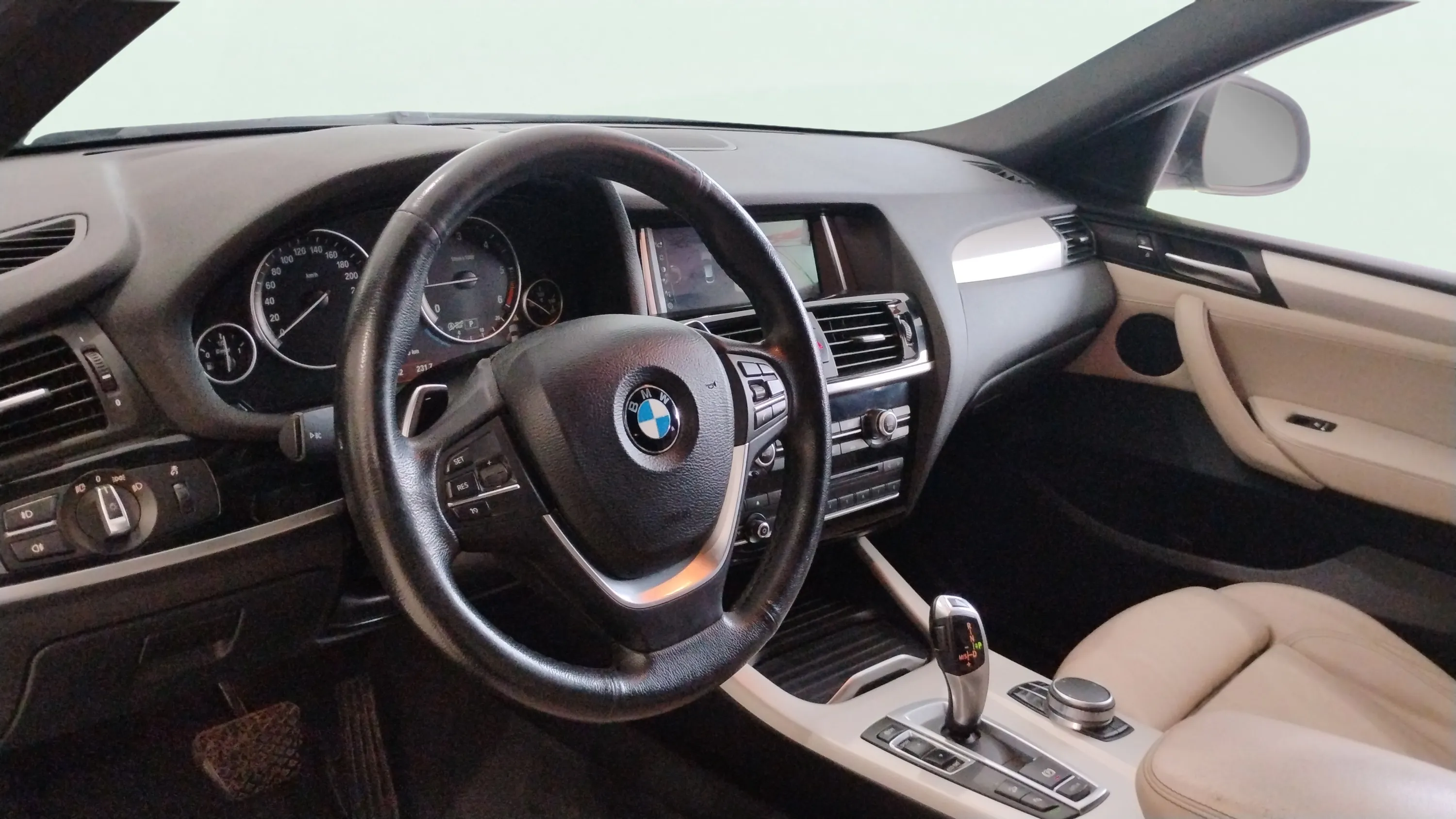 BMW X4 xDrive20d - foto 9