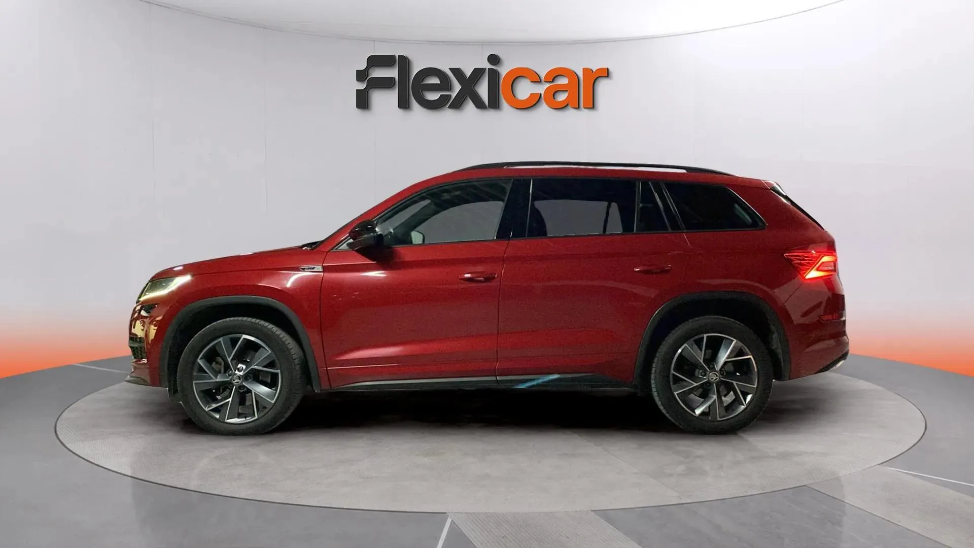 Škoda Kodiaq 2.0 TSI DSG 4x4 Sportline - foto 4