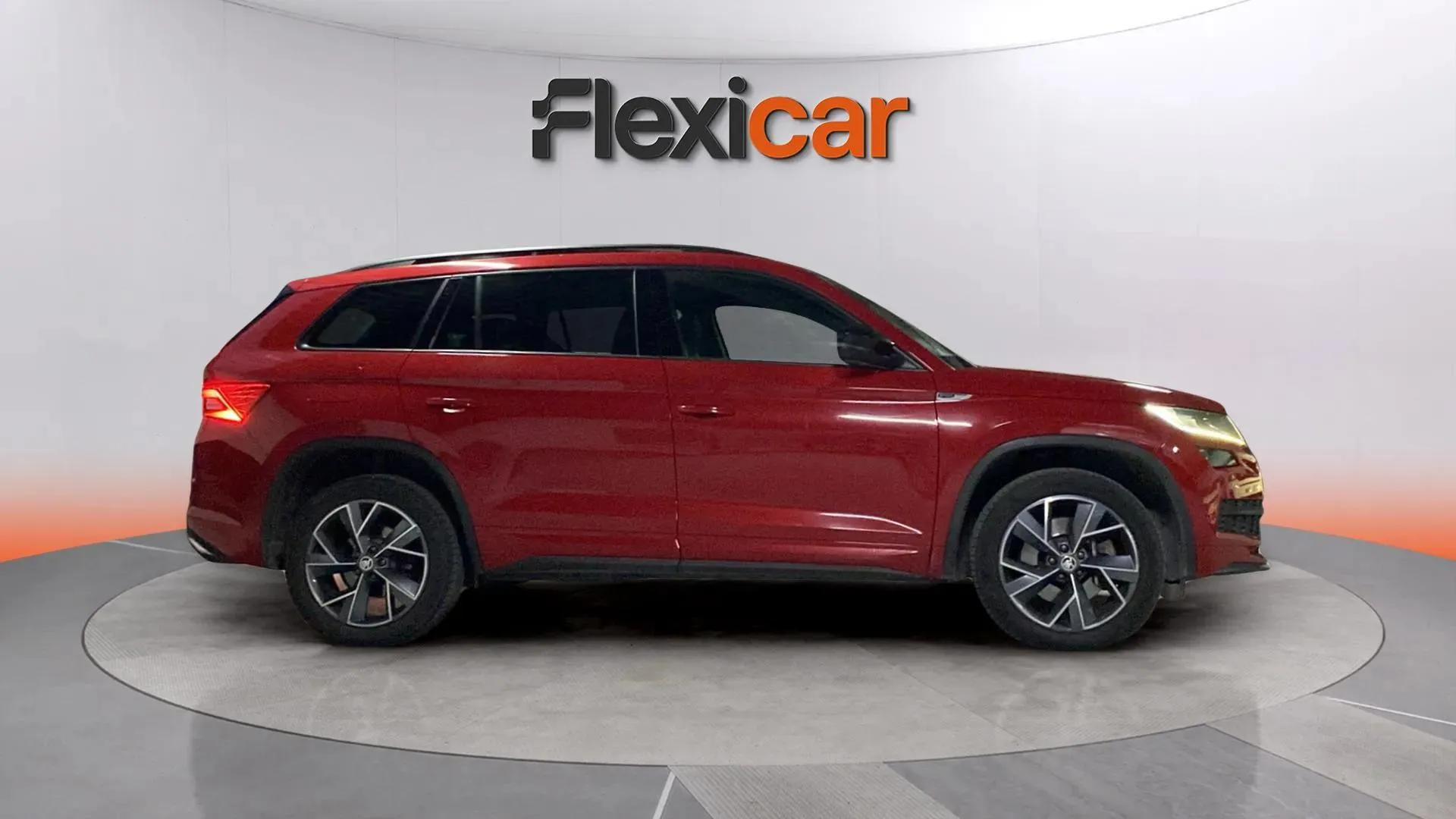 Škoda Kodiaq 2.0 TSI DSG 4x4 Sportline - foto 3