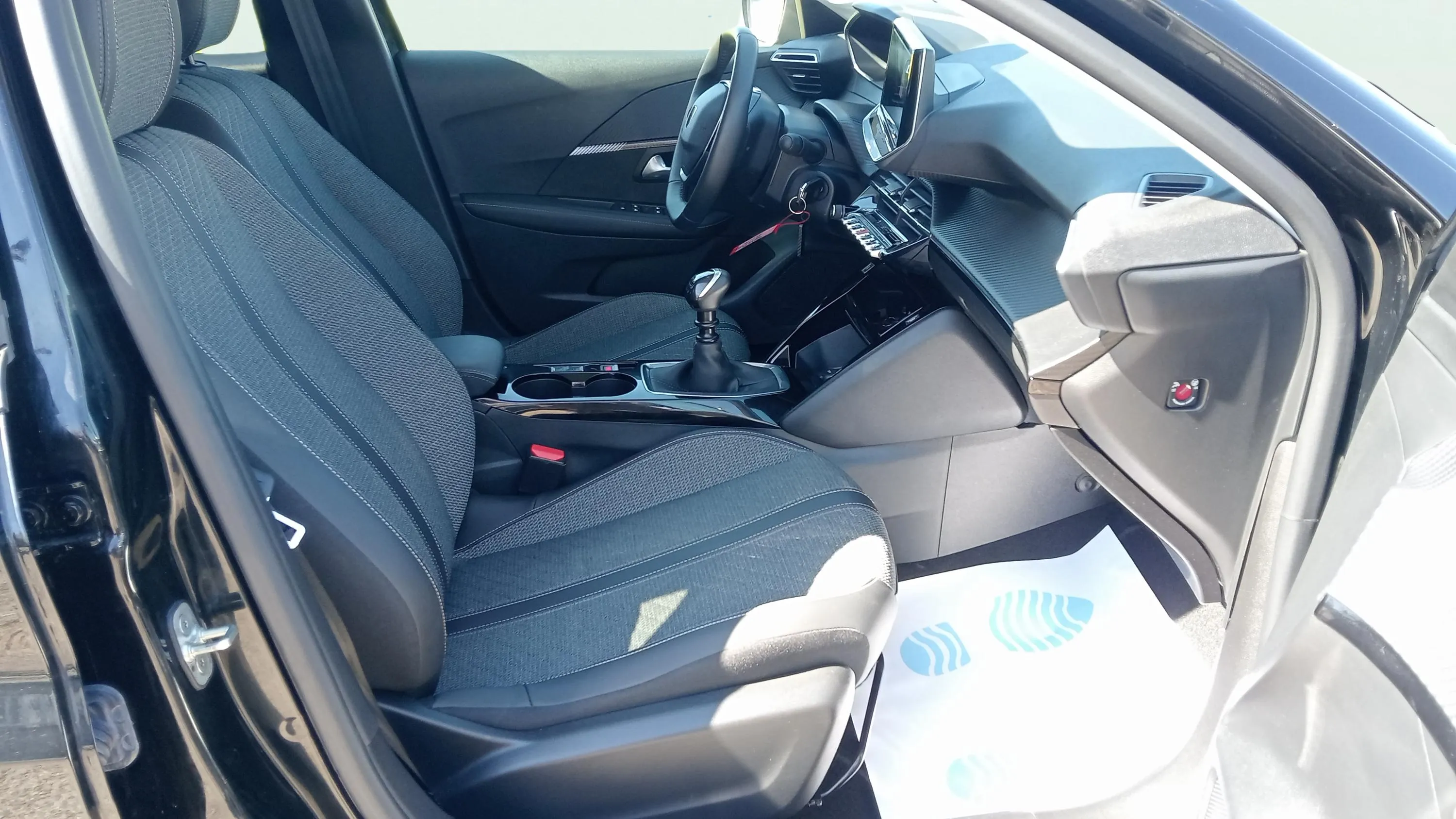 Peugeot 208 Allure Gasolina 100 - foto 19