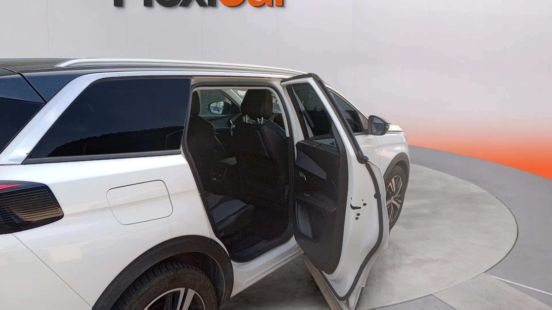 Peugeot 5008 Allure 1.2L PureTech - foto 11