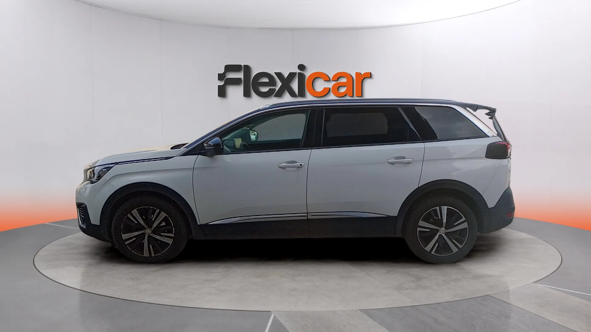 Peugeot 5008 Allure 1.2L PureTech - foto 5