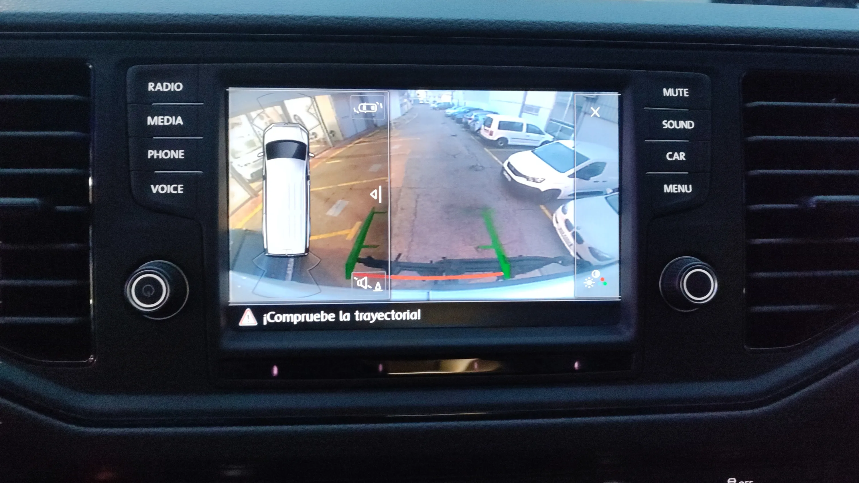 Volkswagen Grand California 600 2.0 TDI EU6 FWD Aut. - foto 15