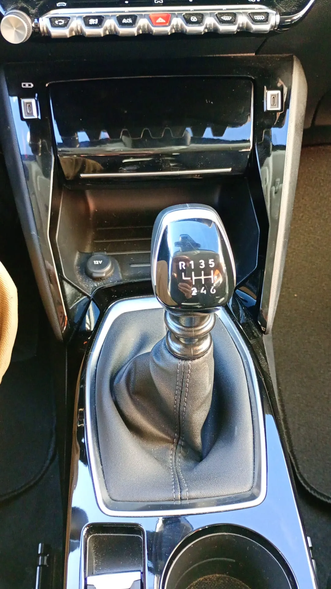 Peugeot 208 Allure Gasolina 100 - foto 11
