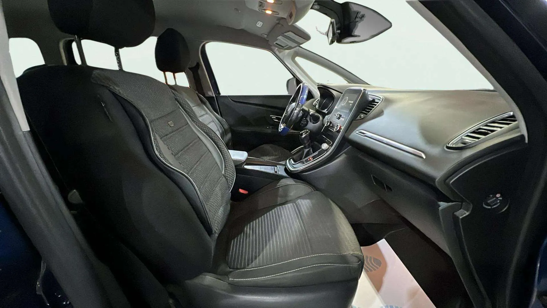 Renault Grand Scénic Bose Energy TCe E6 - foto 13
