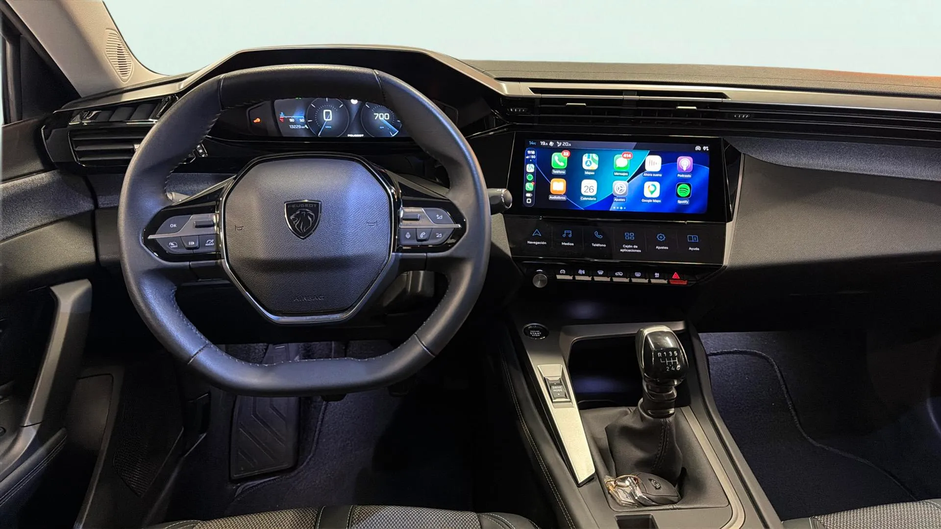 Peugeot 308 Allure PureTech 130 - foto 13