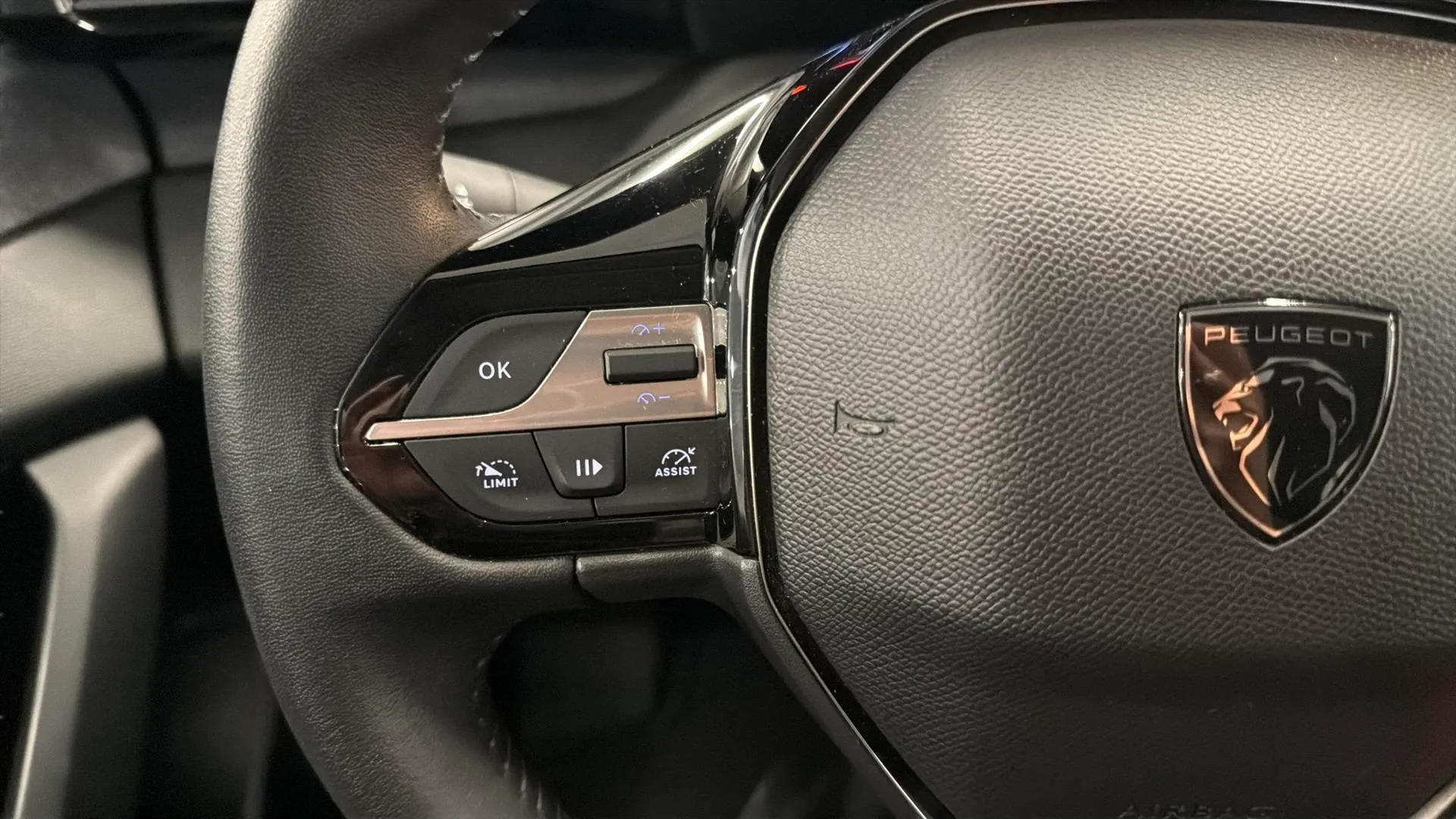 Peugeot 308 Allure PureTech 130 - foto 14