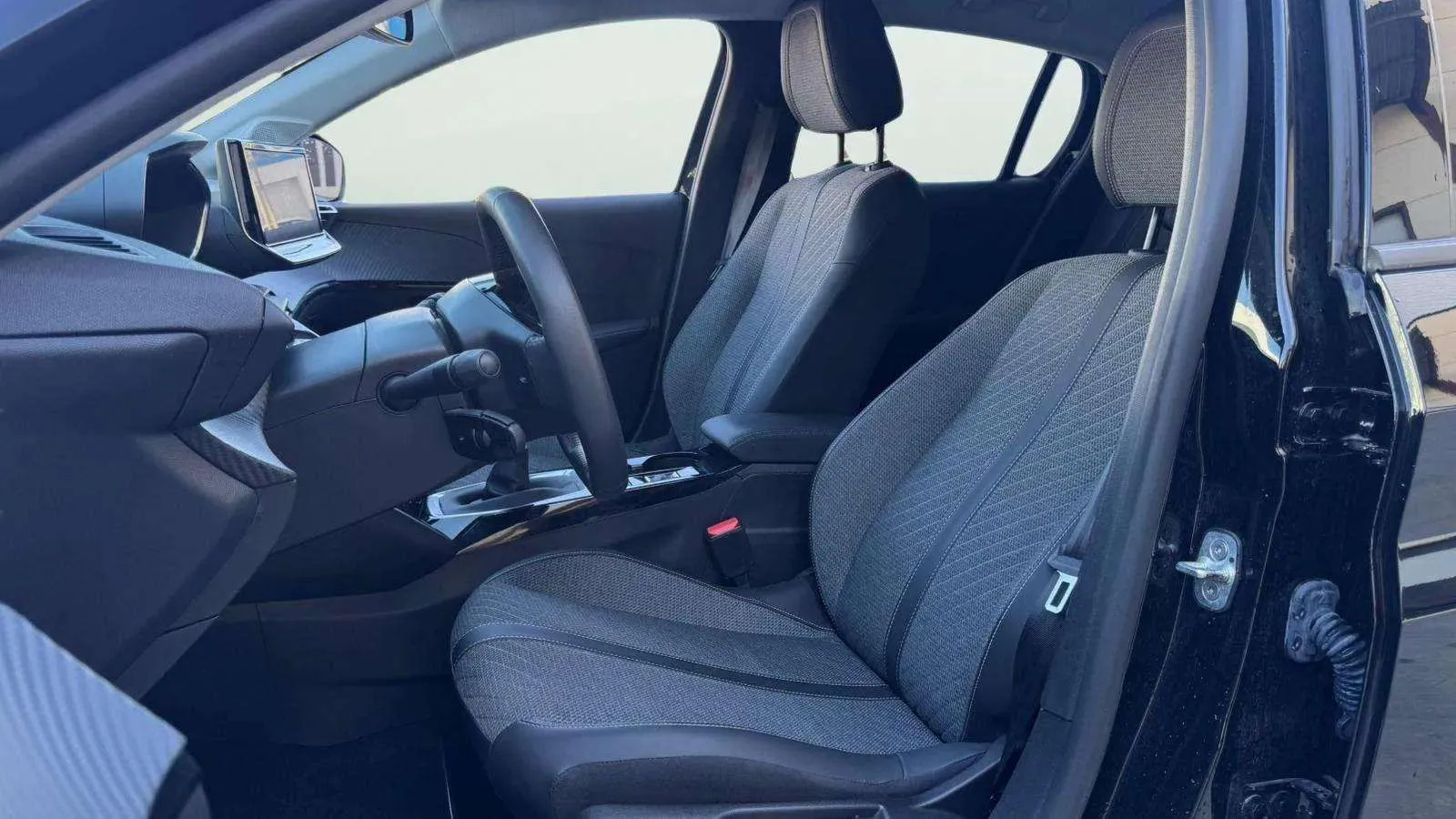 Peugeot 208 Allure Gasolina 100 - foto 10