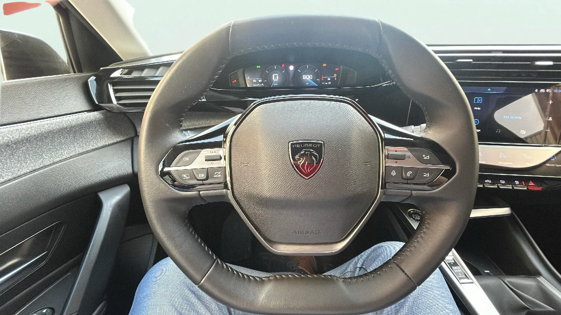 Peugeot 308 Allure PureTech 130 - foto 12