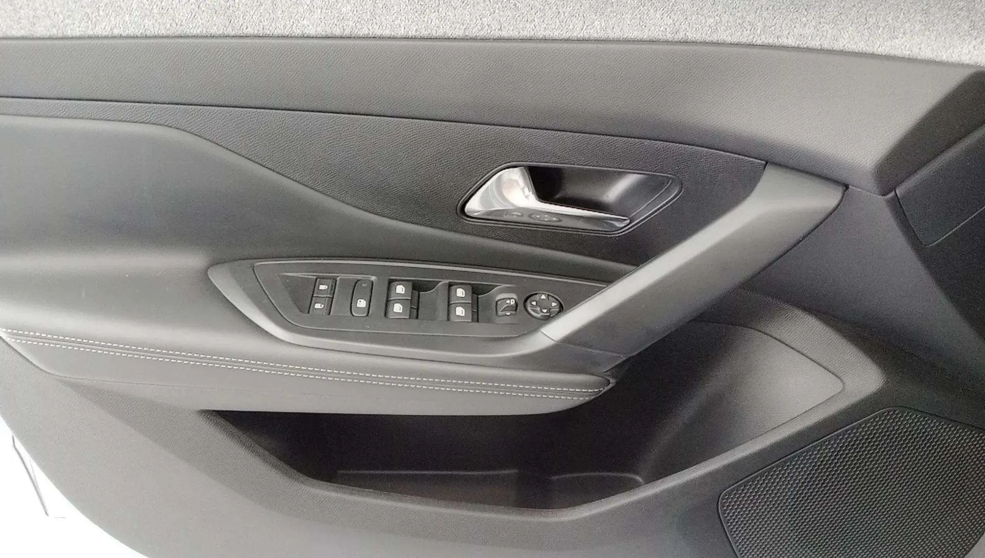 Peugeot 308 Allure PureTech 130 - foto 18