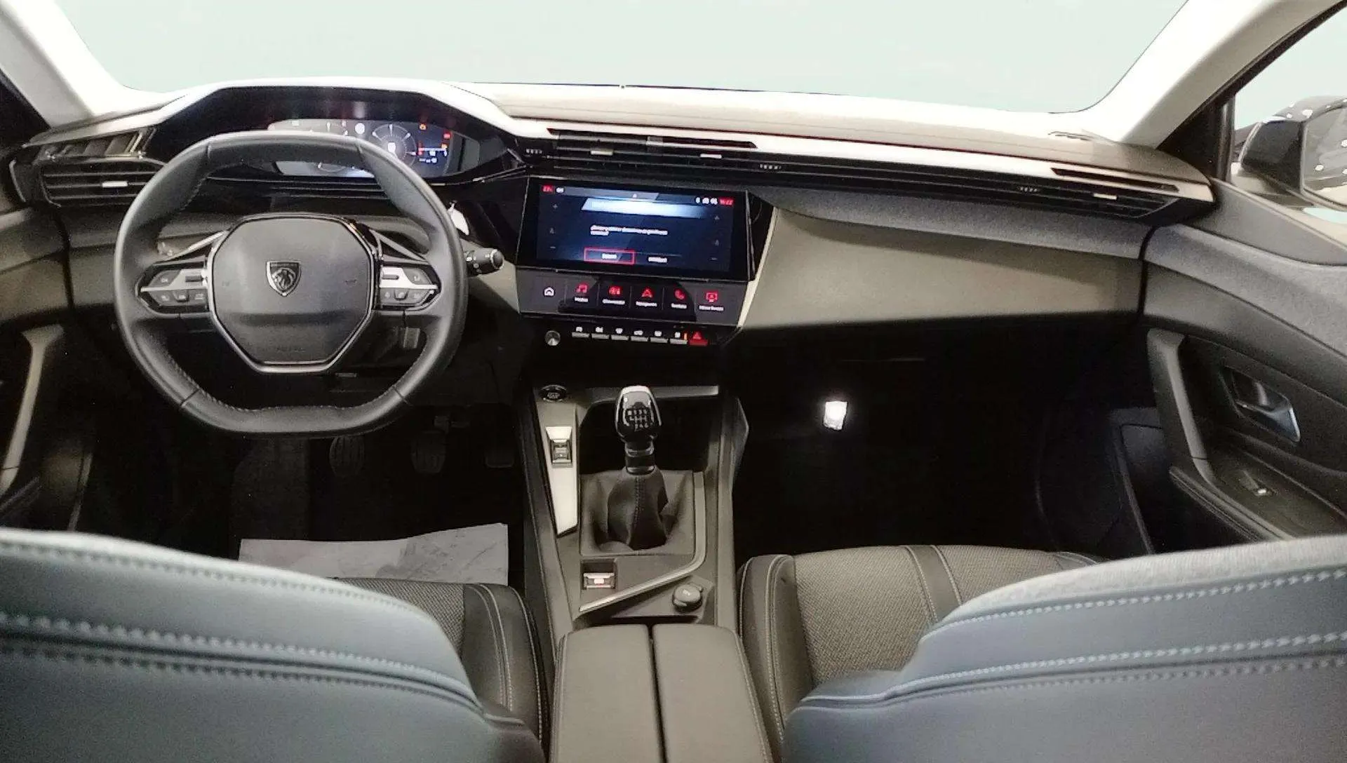 Peugeot 308 Allure PureTech 130 - foto 11