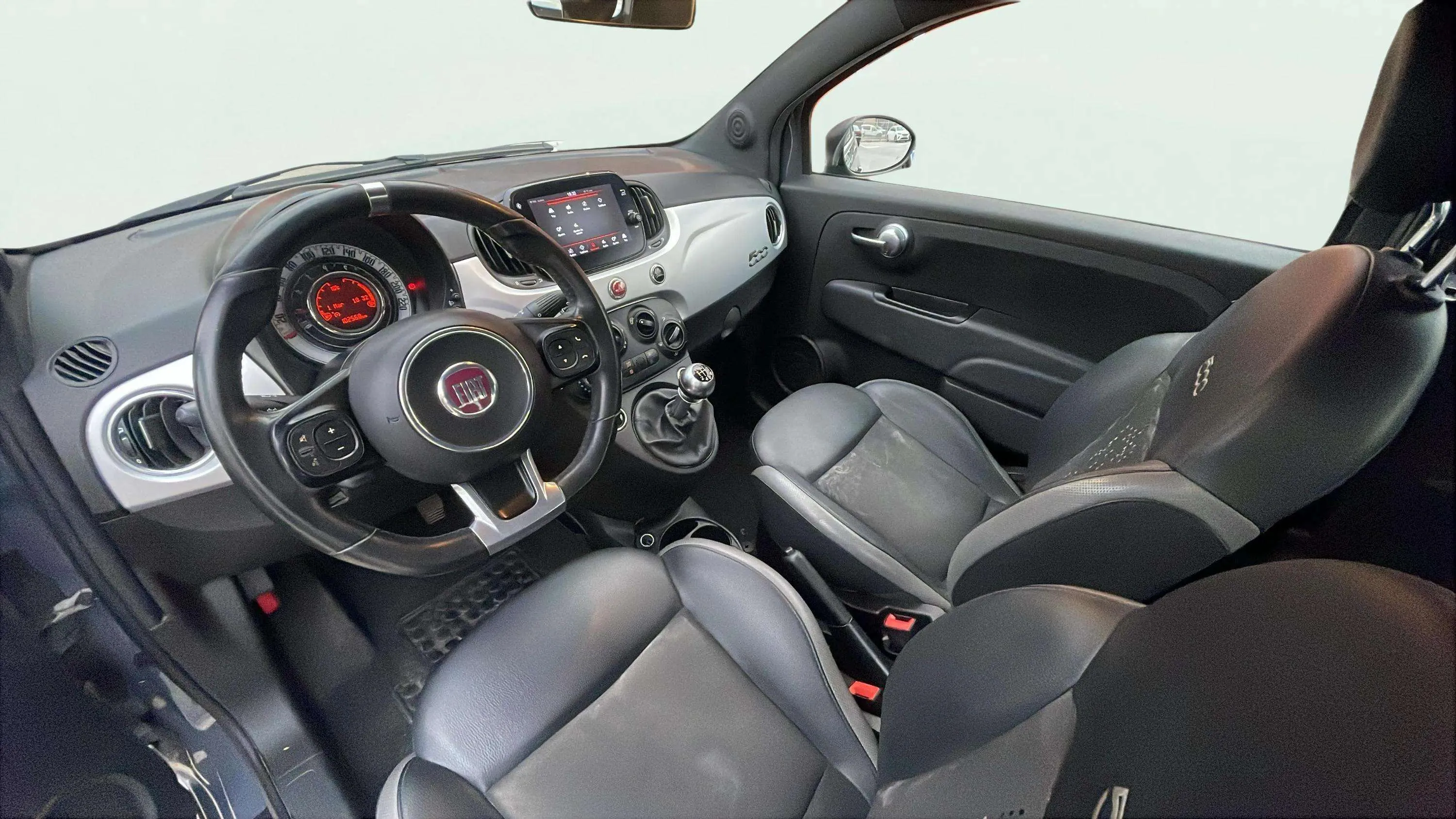 Fiat 500 Connect 1.0 Hybrid - foto 17