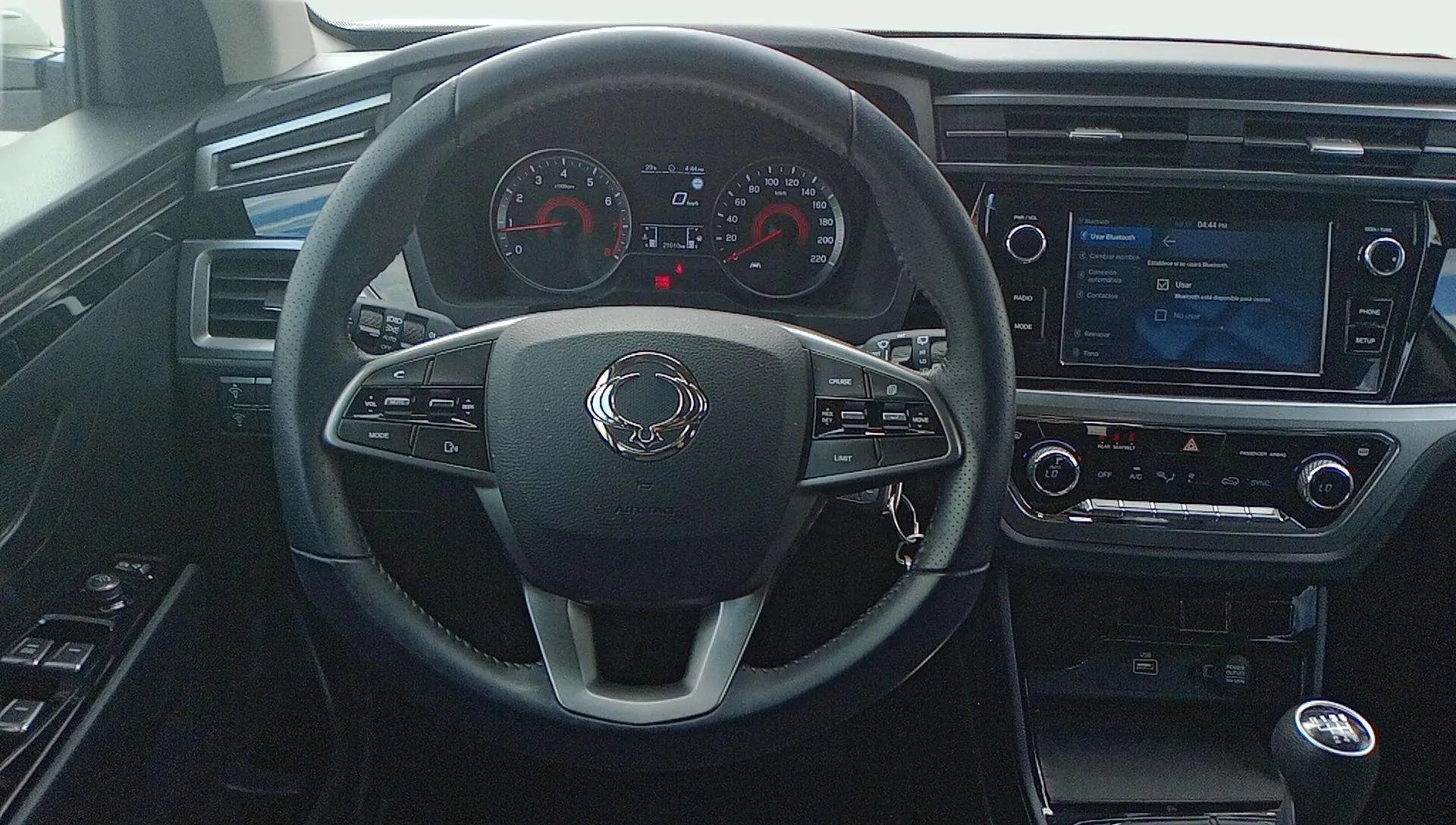 SsangYong Korando G15T LP Urban - foto 14