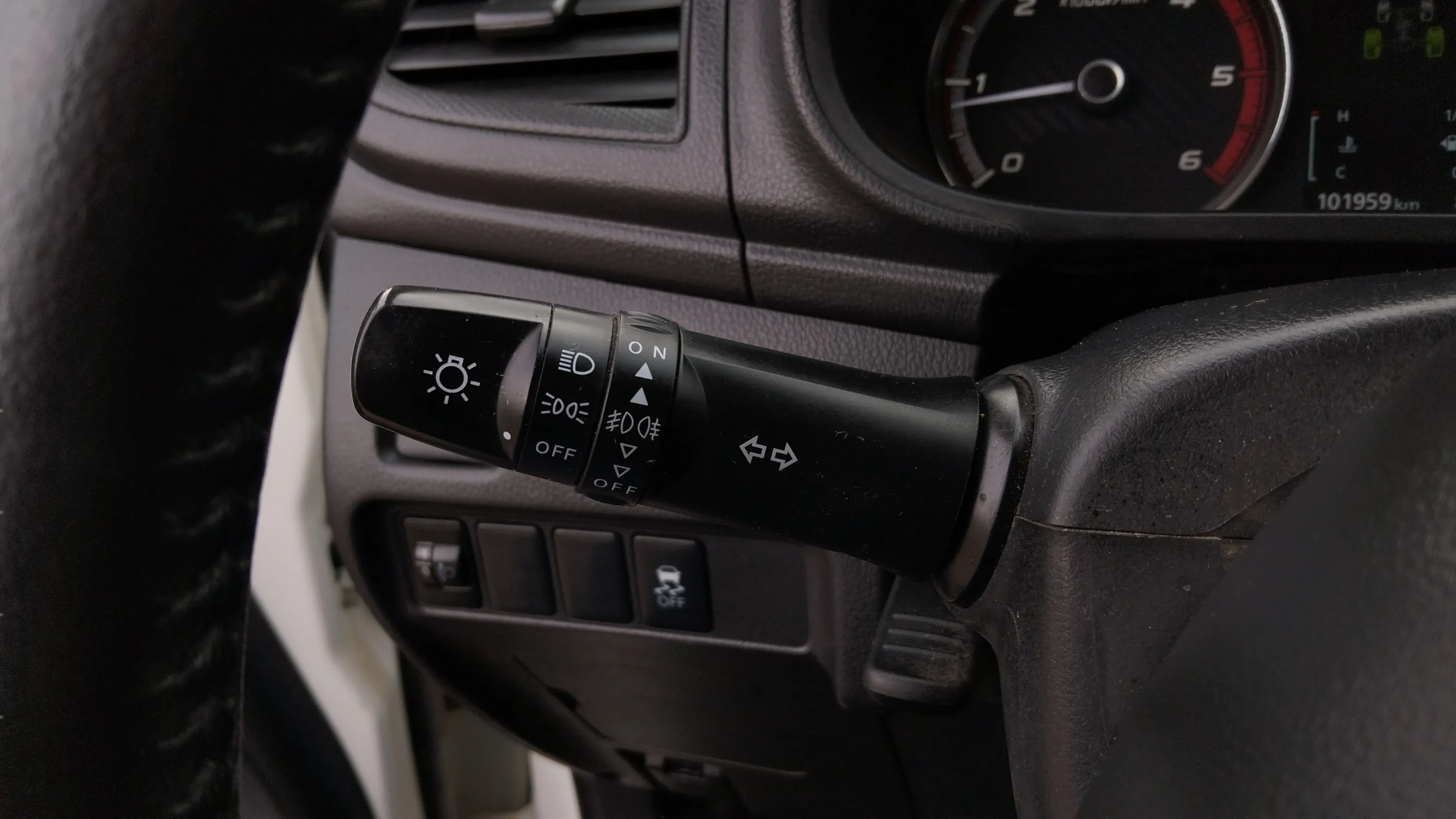 Mitsubishi L200 220 DID Mpro - foto 19