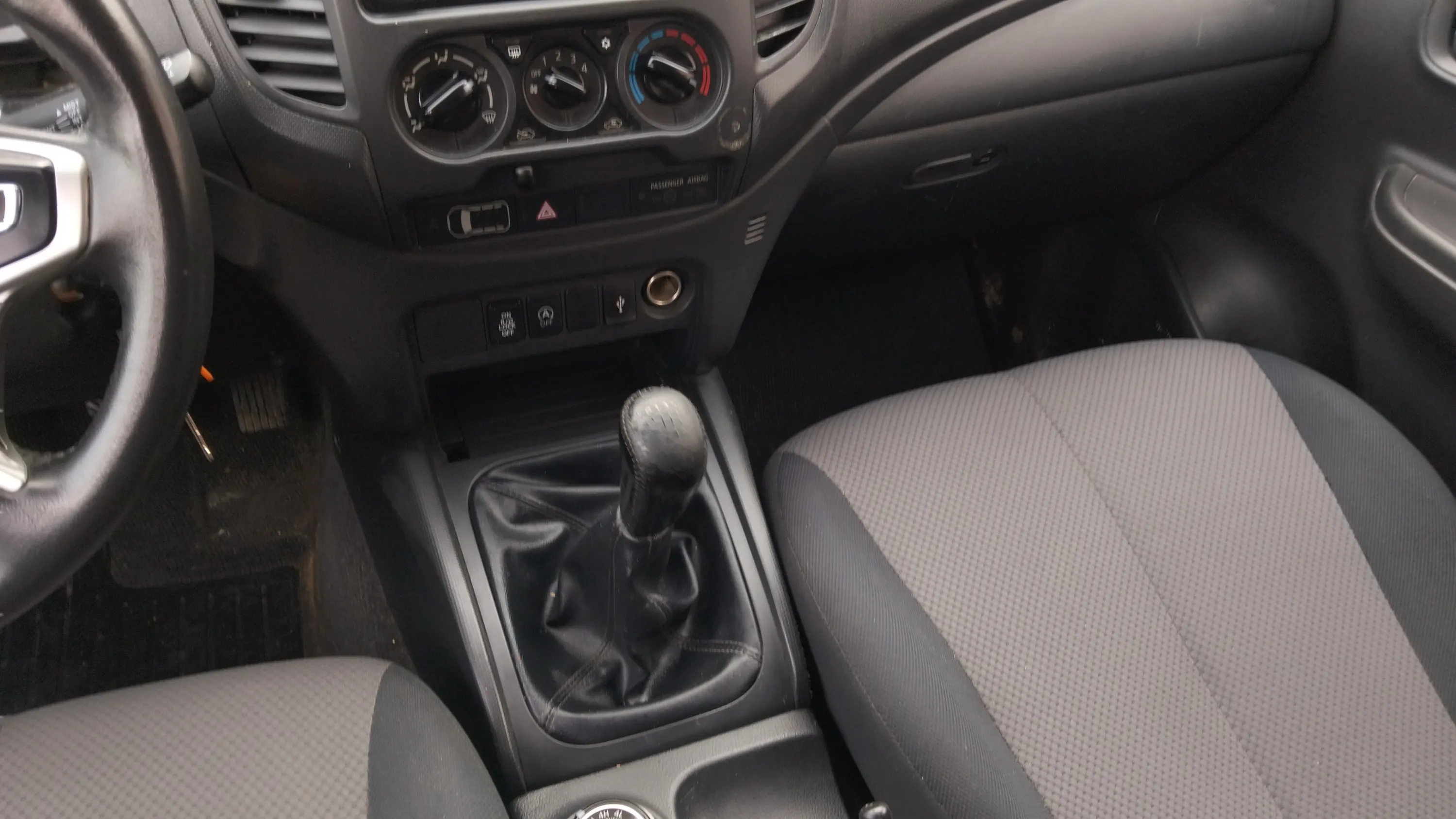 Mitsubishi L200 220 DID Mpro - foto 15