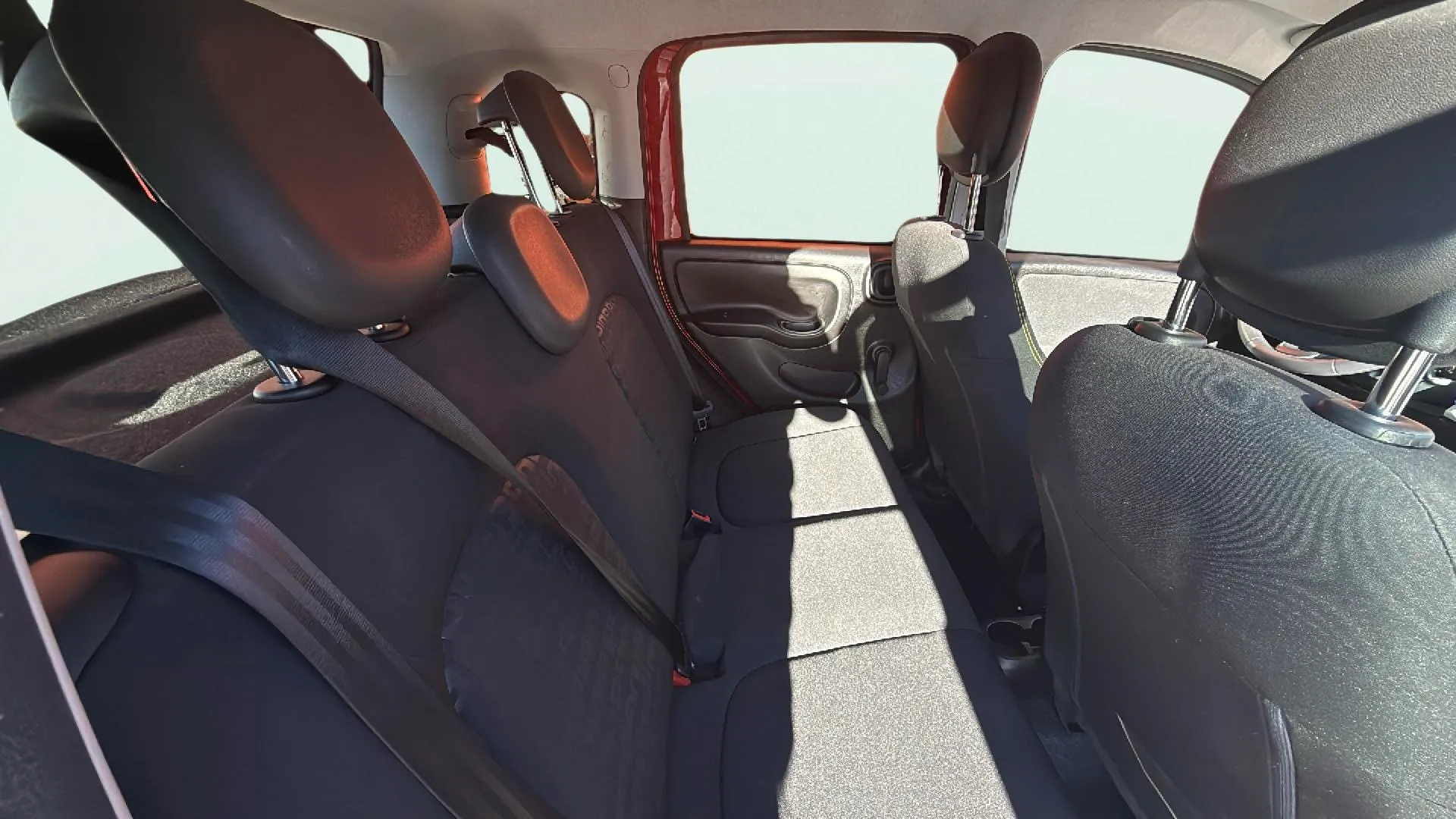 Fiat Panda Hybrid 1.0 - foto 10