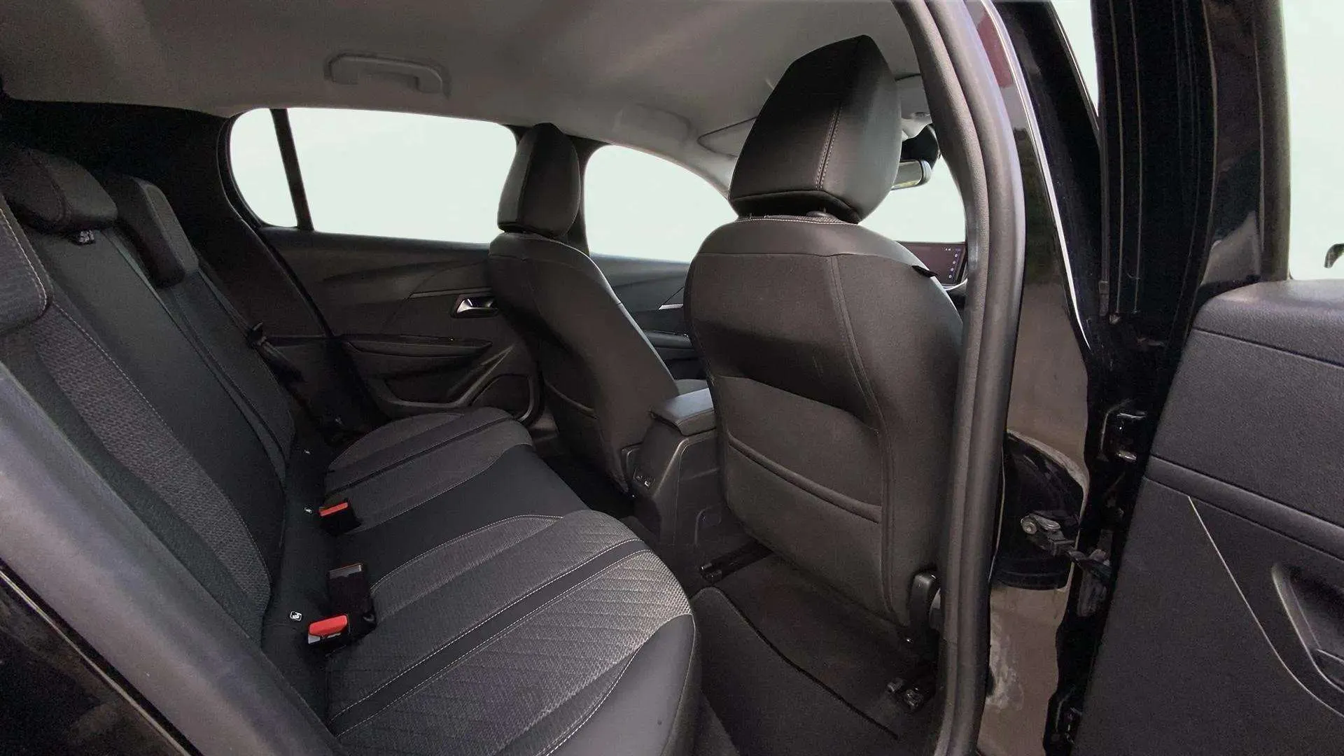 Peugeot 208 Allure Gasolina 100 - foto 14