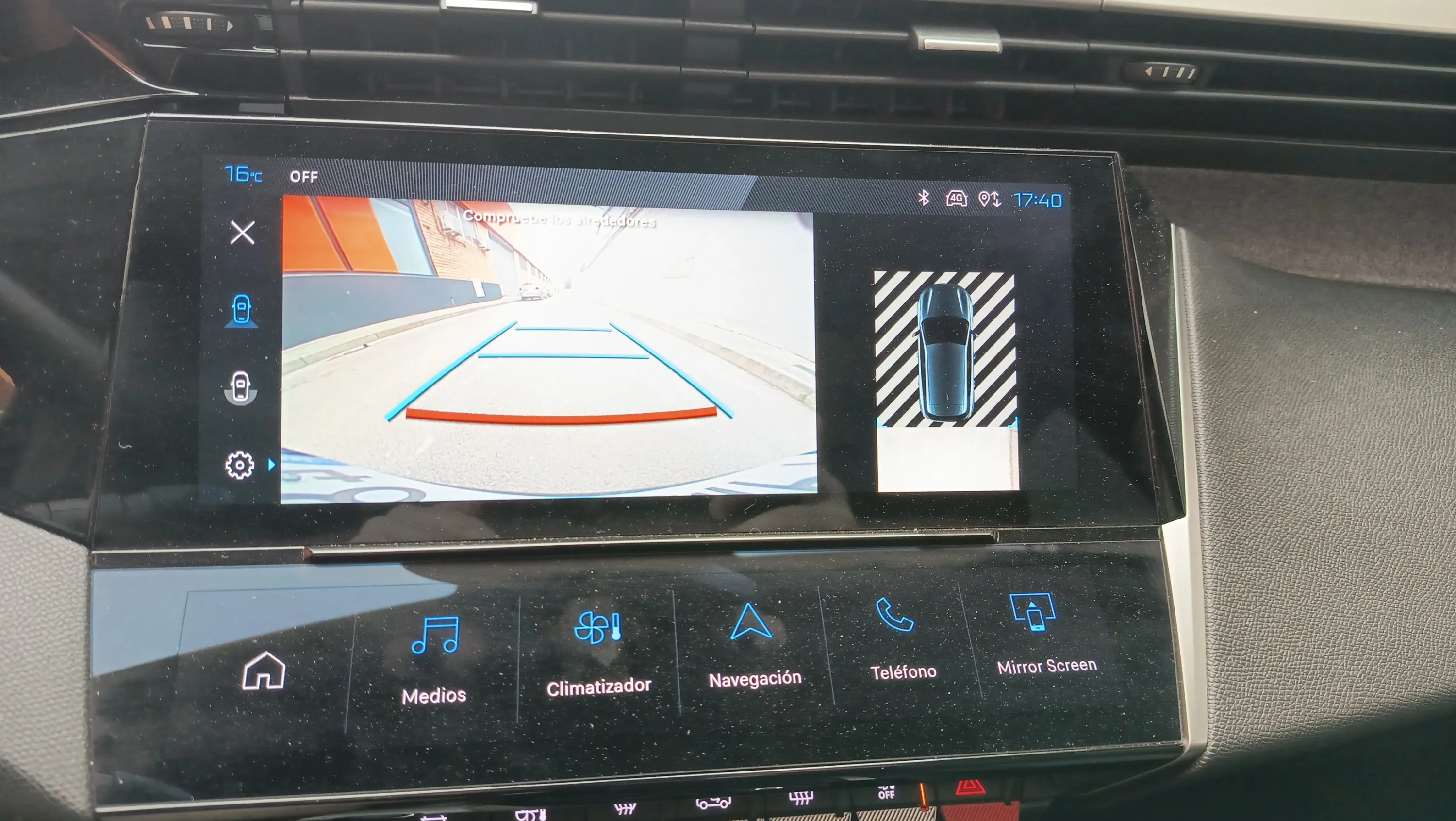 Peugeot 308 Allure PureTech 130 - foto 15