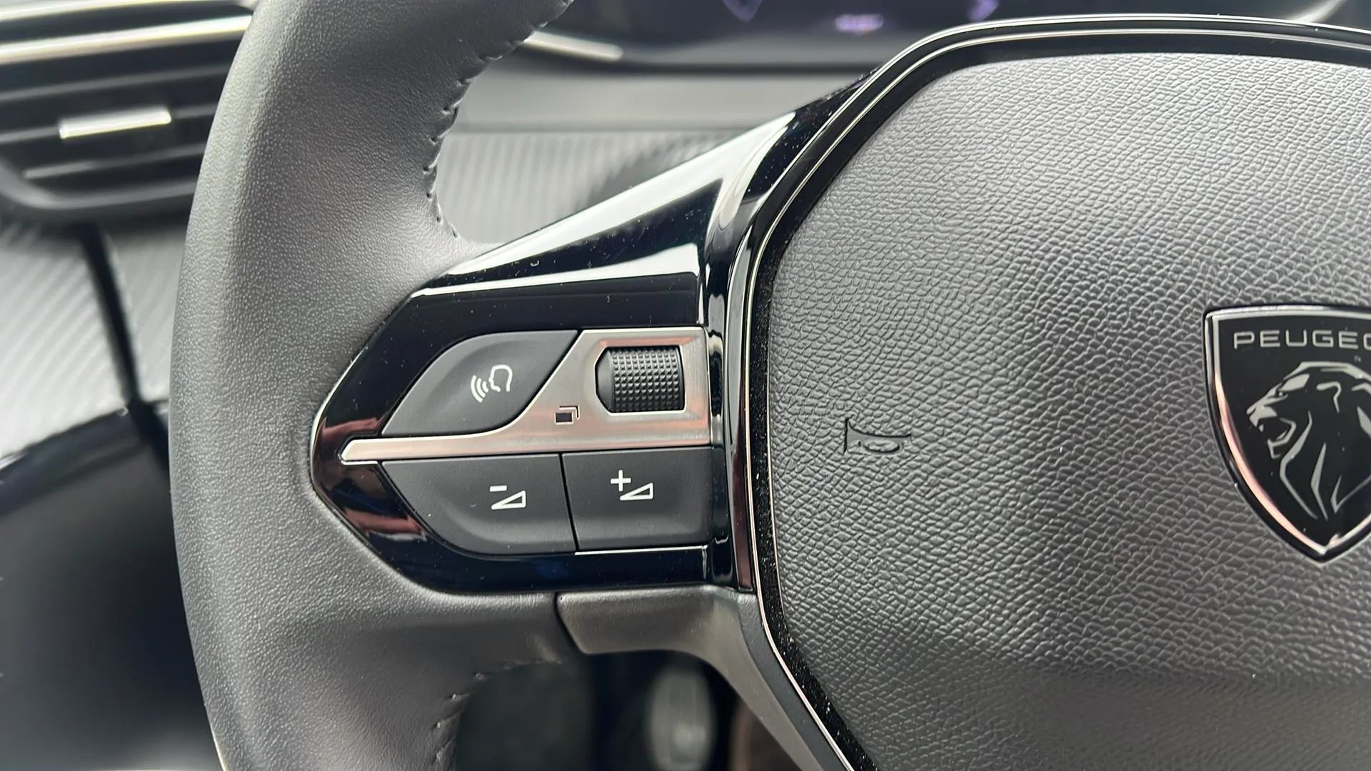 Peugeot 208 Allure Gasolina 100 - foto 13