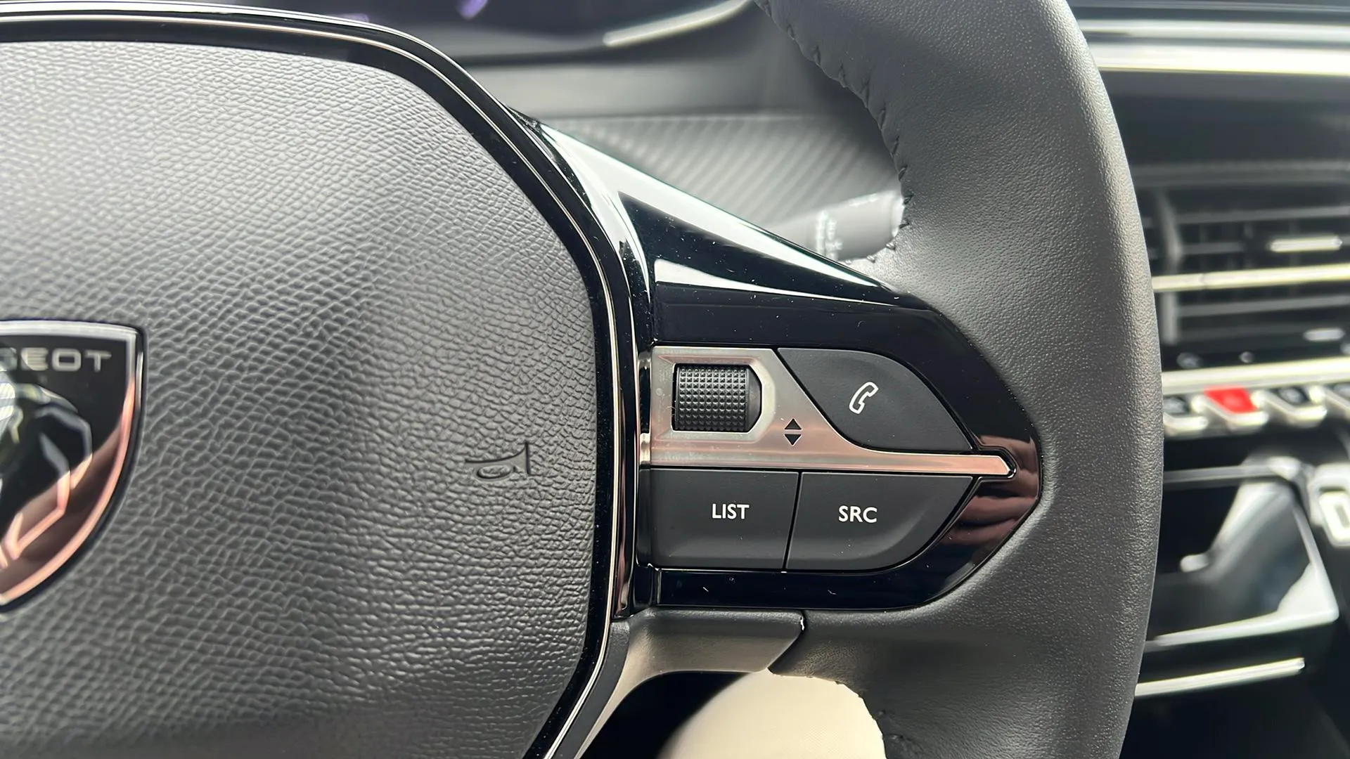 Peugeot 208 Allure Gasolina 100 - foto 14