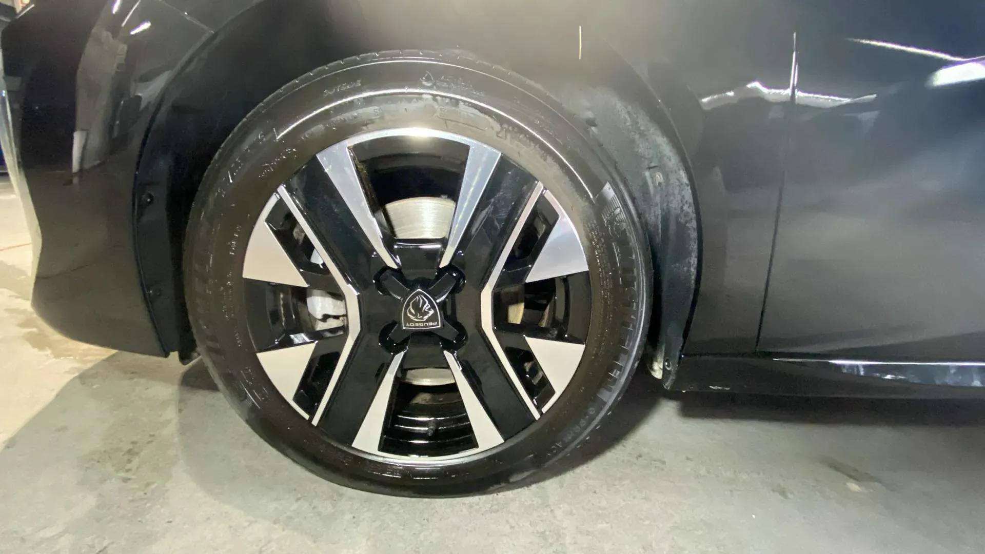 Peugeot 208 Allure Gasolina 100 - foto 19