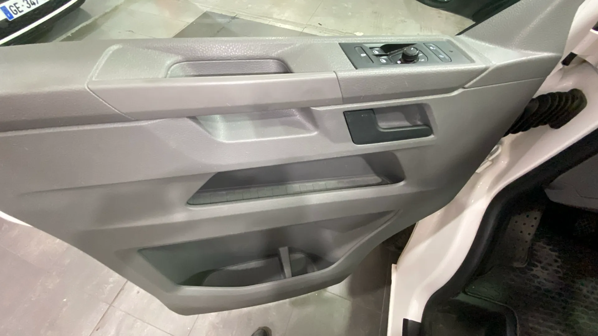 Volkswagen Caravelle Origin Corta 2.0 TDI BMT - foto 18