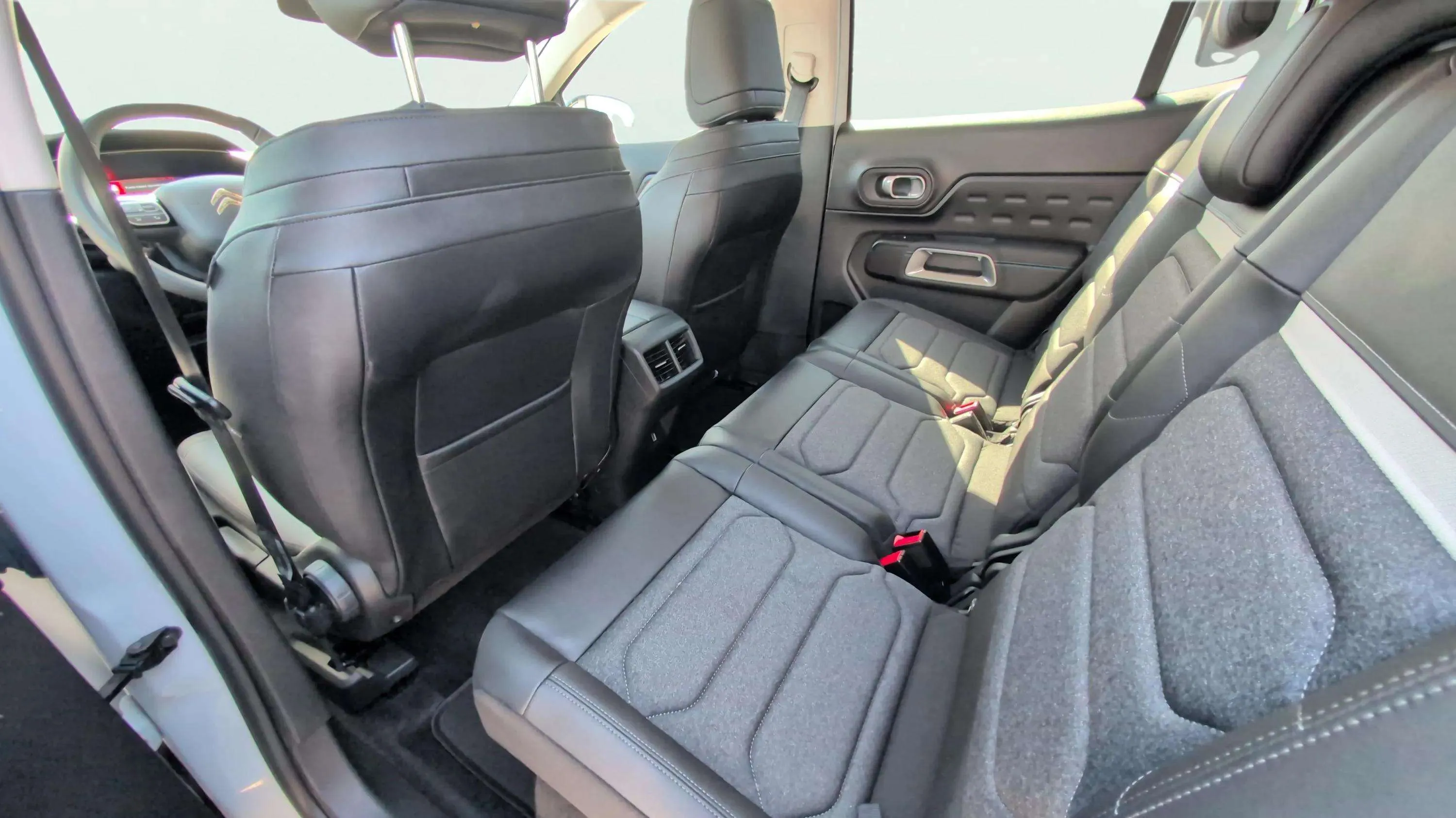 Citroën C5 Aircross Hybrid e-DCS6 Max - foto 27