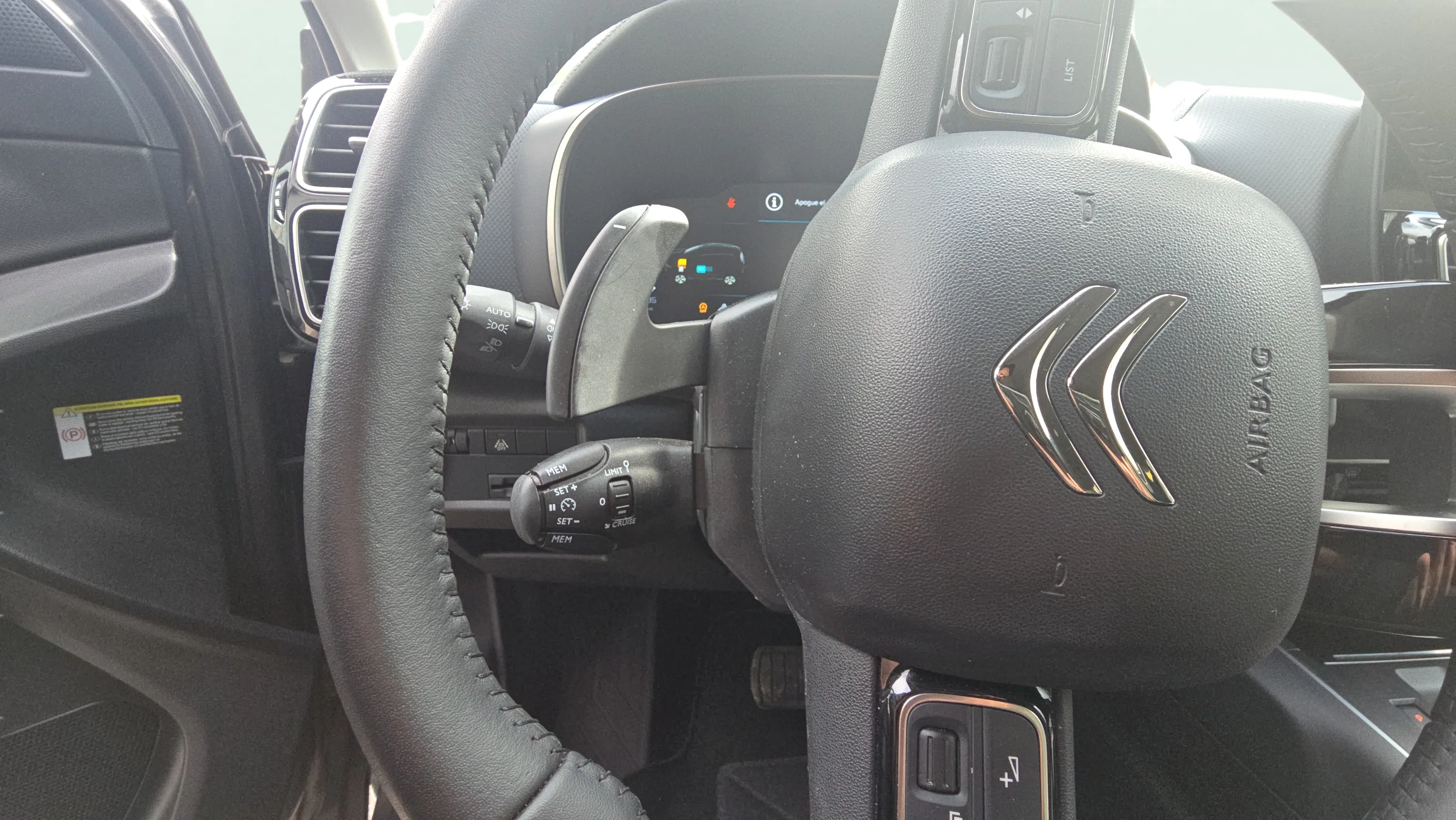 Citroën C5 Aircross Hybrid e-DCS6 E Series - foto 17