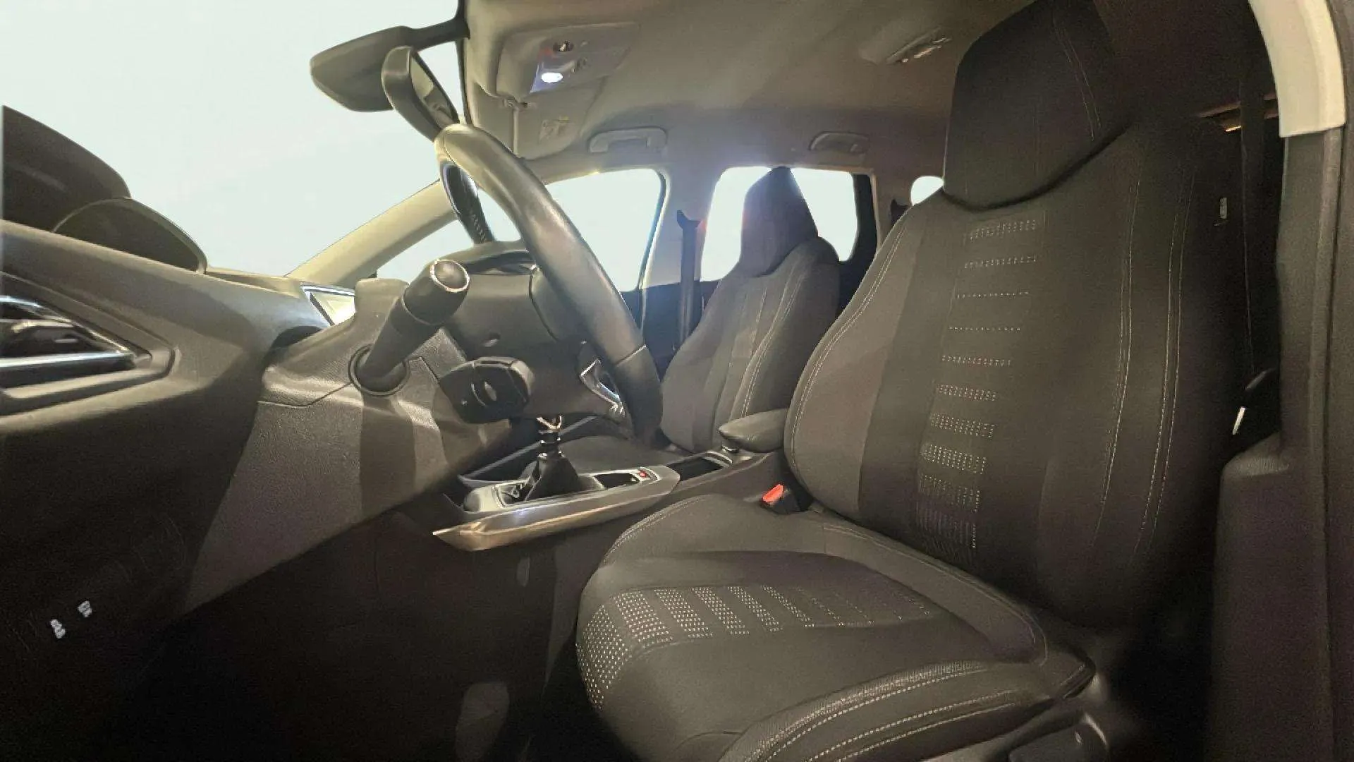 Peugeot 308 SW Allure 1.2 PureTech - foto 16