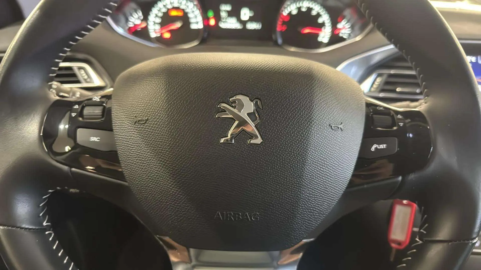 Peugeot 308 SW Allure 1.2 PureTech - foto 14