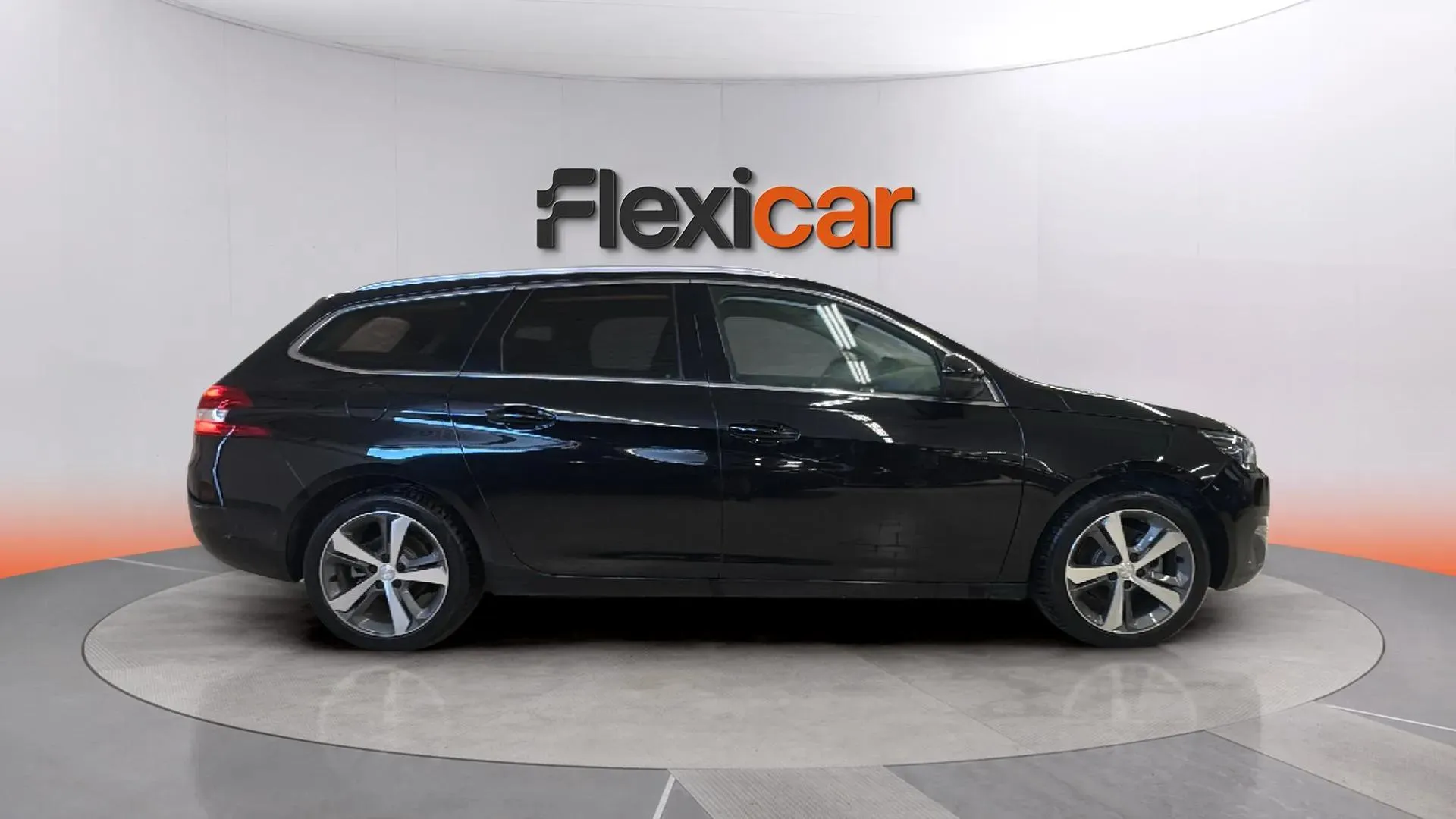 Peugeot 308 SW Allure 1.2 PureTech - foto 8