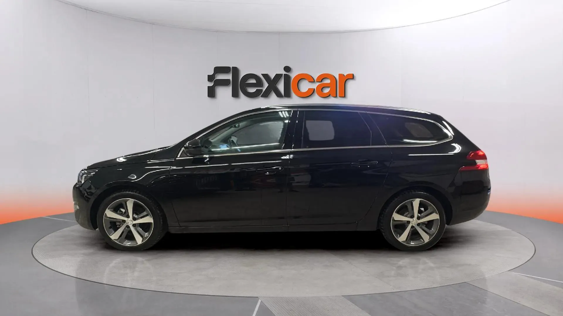 Peugeot 308 SW Allure 1.2 PureTech - foto 4
