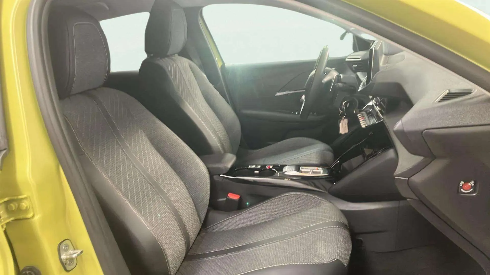 Peugeot 208 Allure Hybrid 110 eDCS6 - foto 14