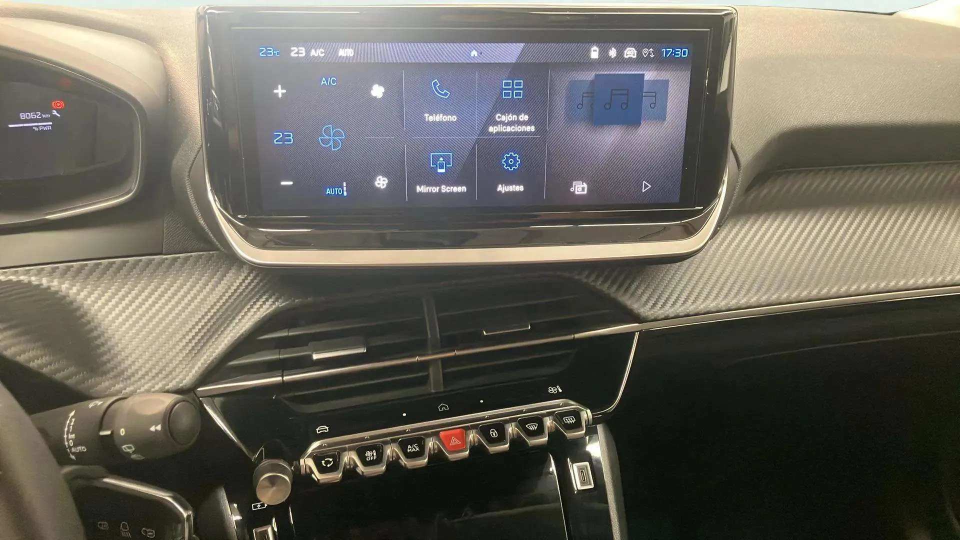 Peugeot 208 Allure Hybrid 110 eDCS6 - foto 17
