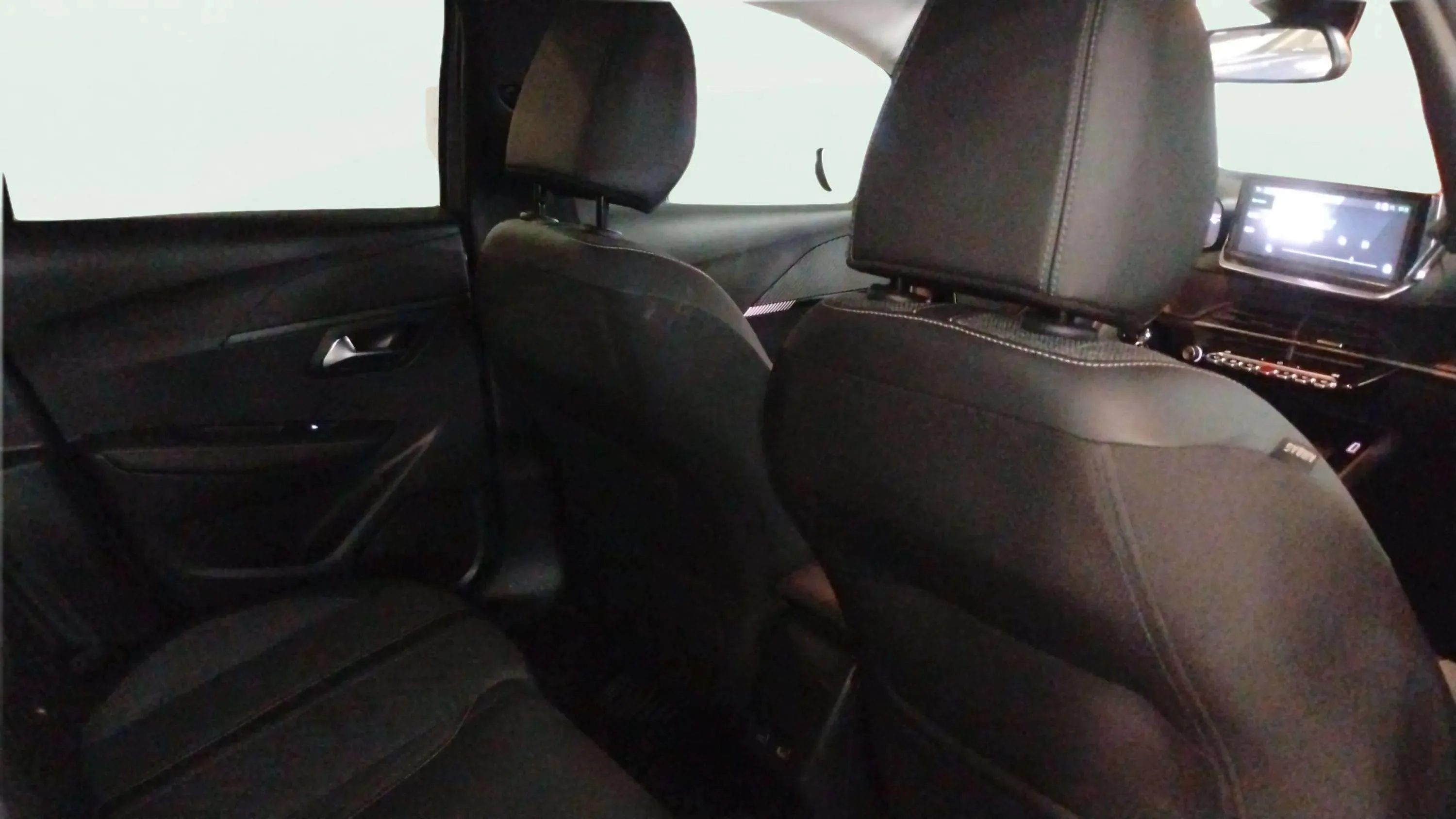 Peugeot 208 Allure Gasolina 100 - foto 11