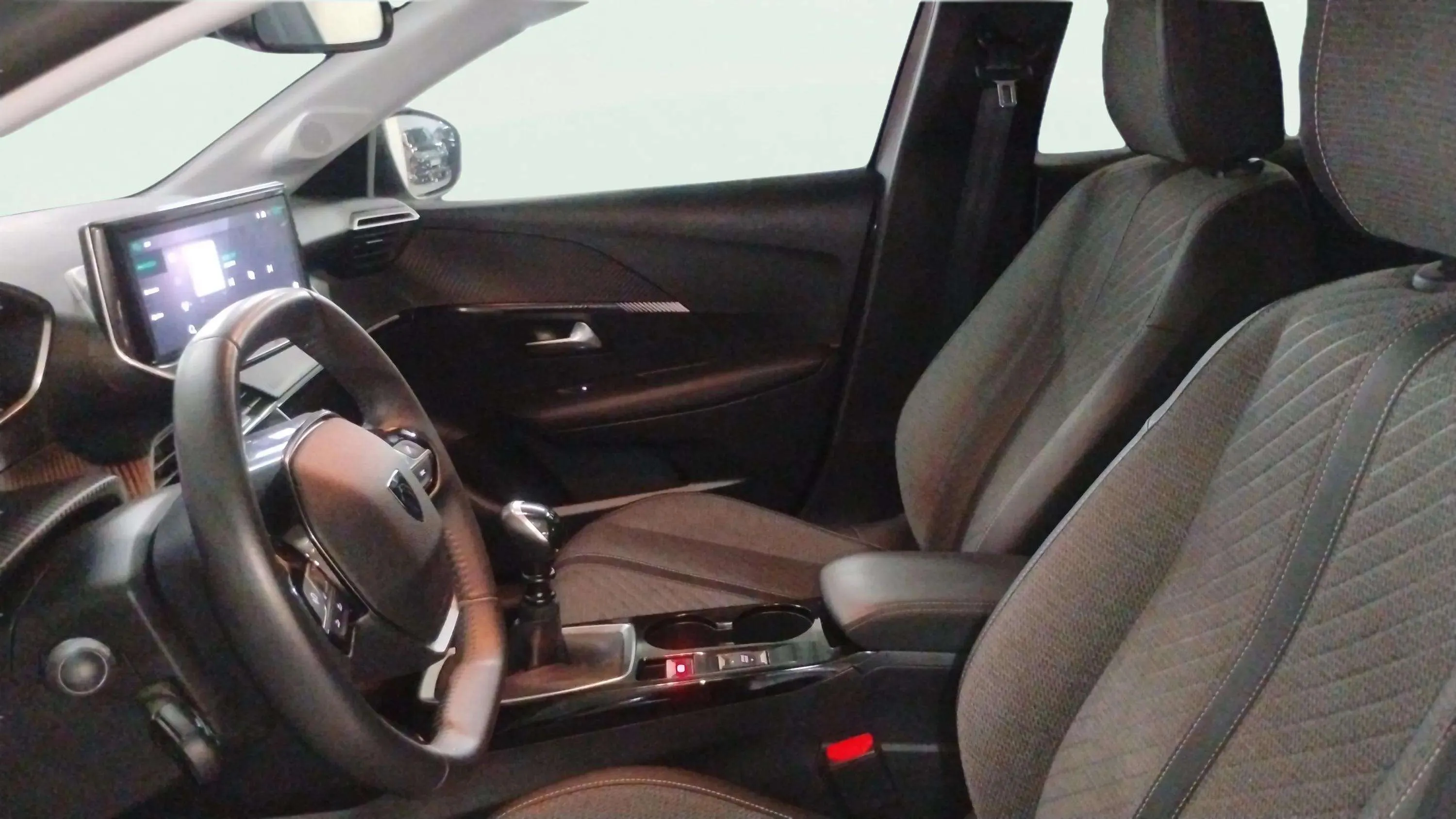 Peugeot 208 Allure Gasolina 100 - foto 6