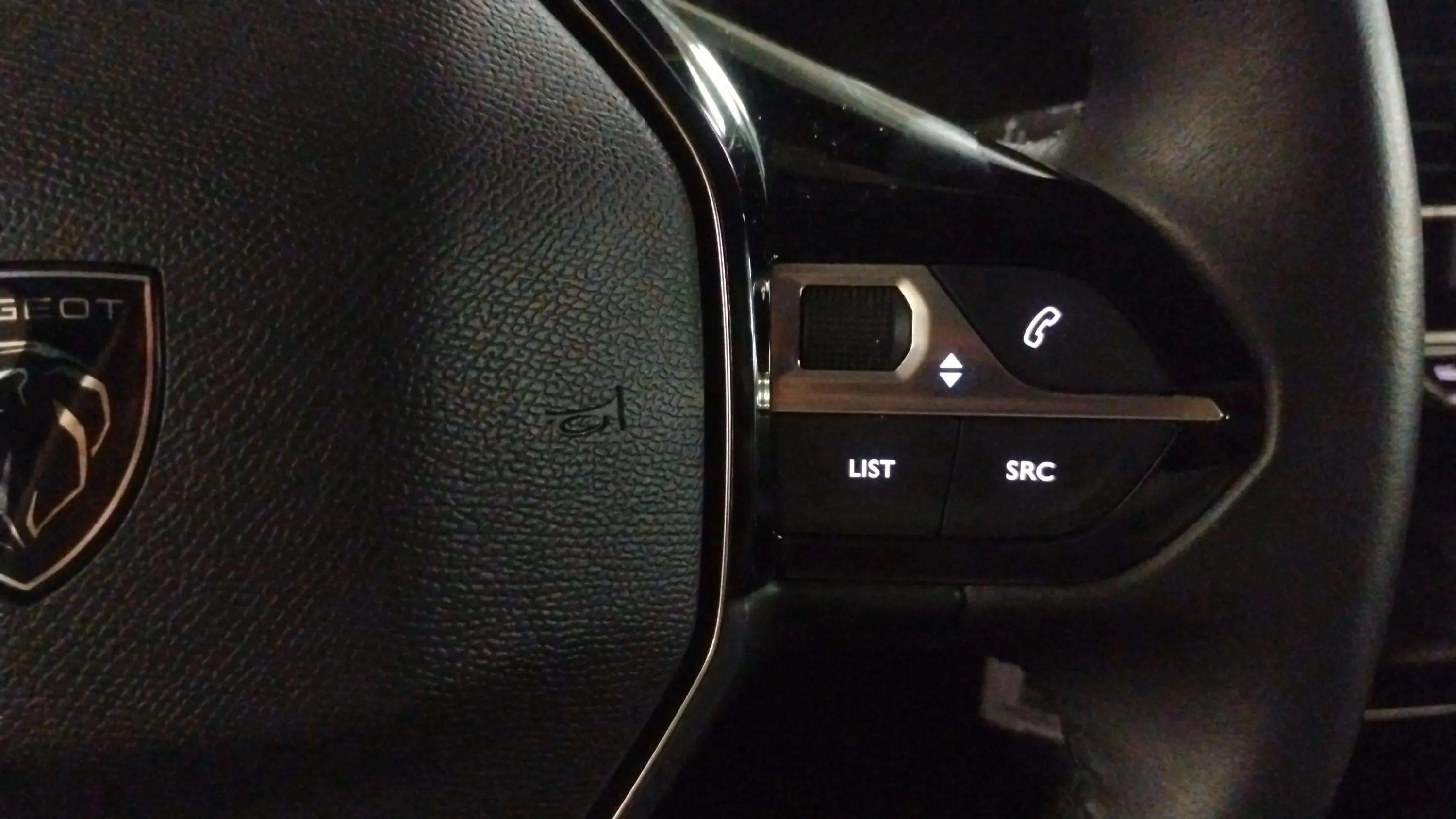 Peugeot 208 Allure Gasolina 100 - foto 21