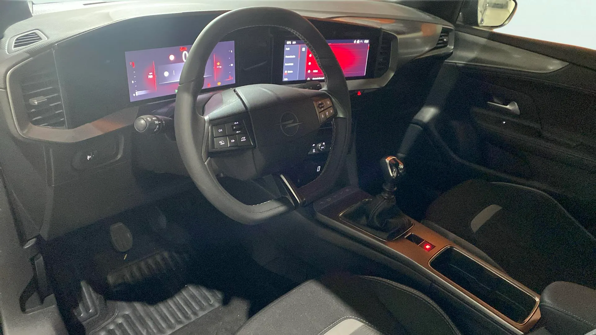 Opel Mokka 1.2 T Edition - foto 12