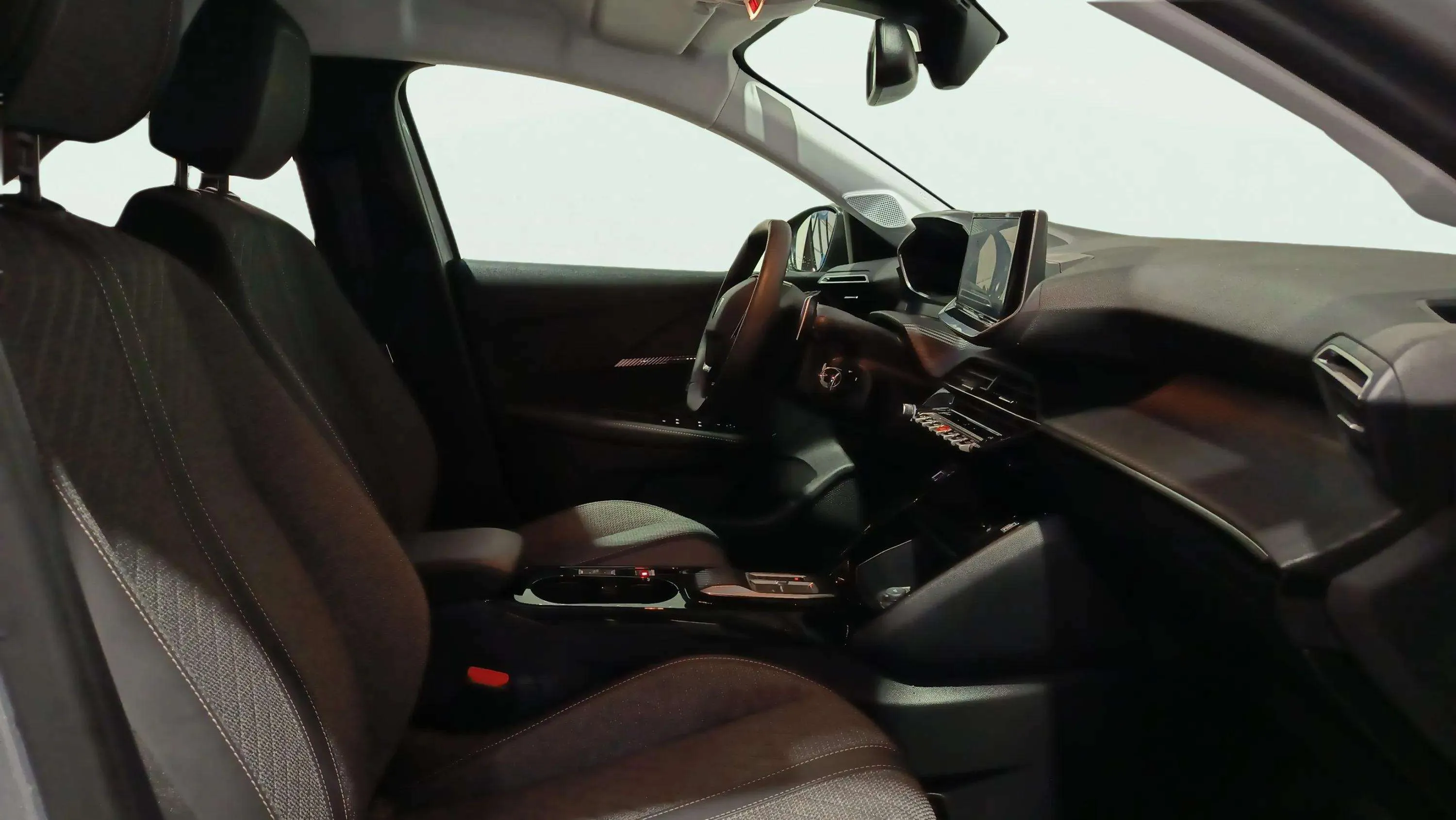 Peugeot 208 Allure Hybrid 110 eDCS6 - foto 16