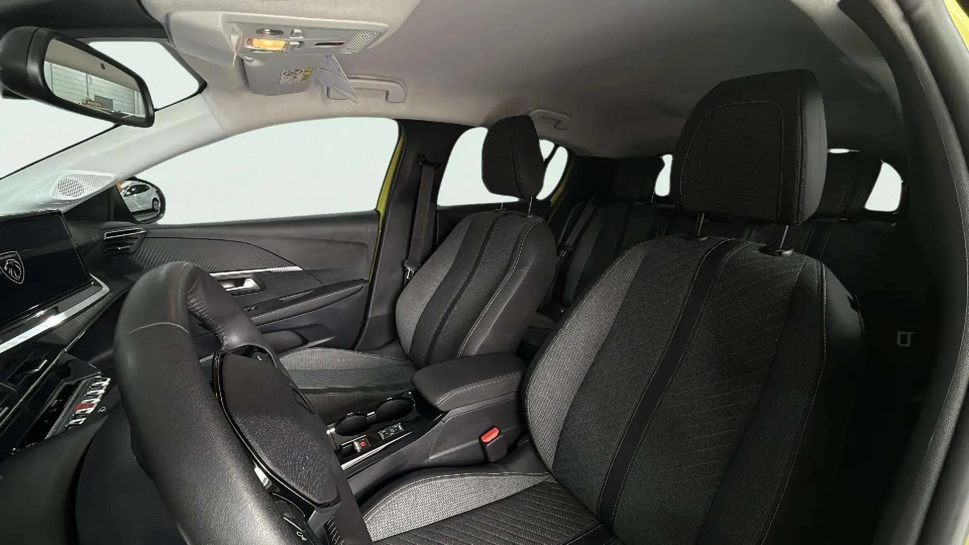 Peugeot 208 Allure Hybrid 100 eDCS6 - foto 11
