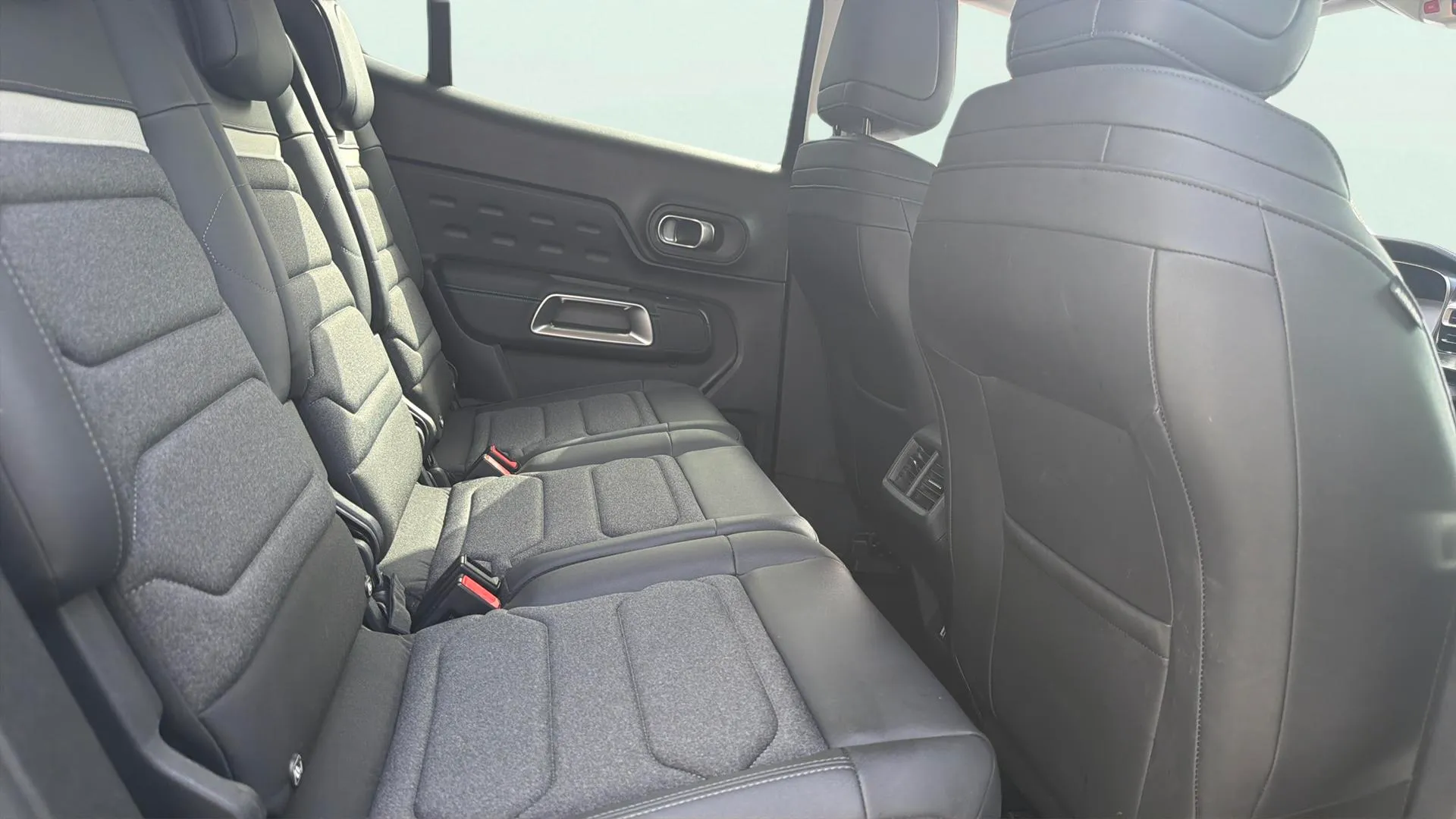 Citroën C5 Aircross Hybrid e-DCS6 Max - foto 24