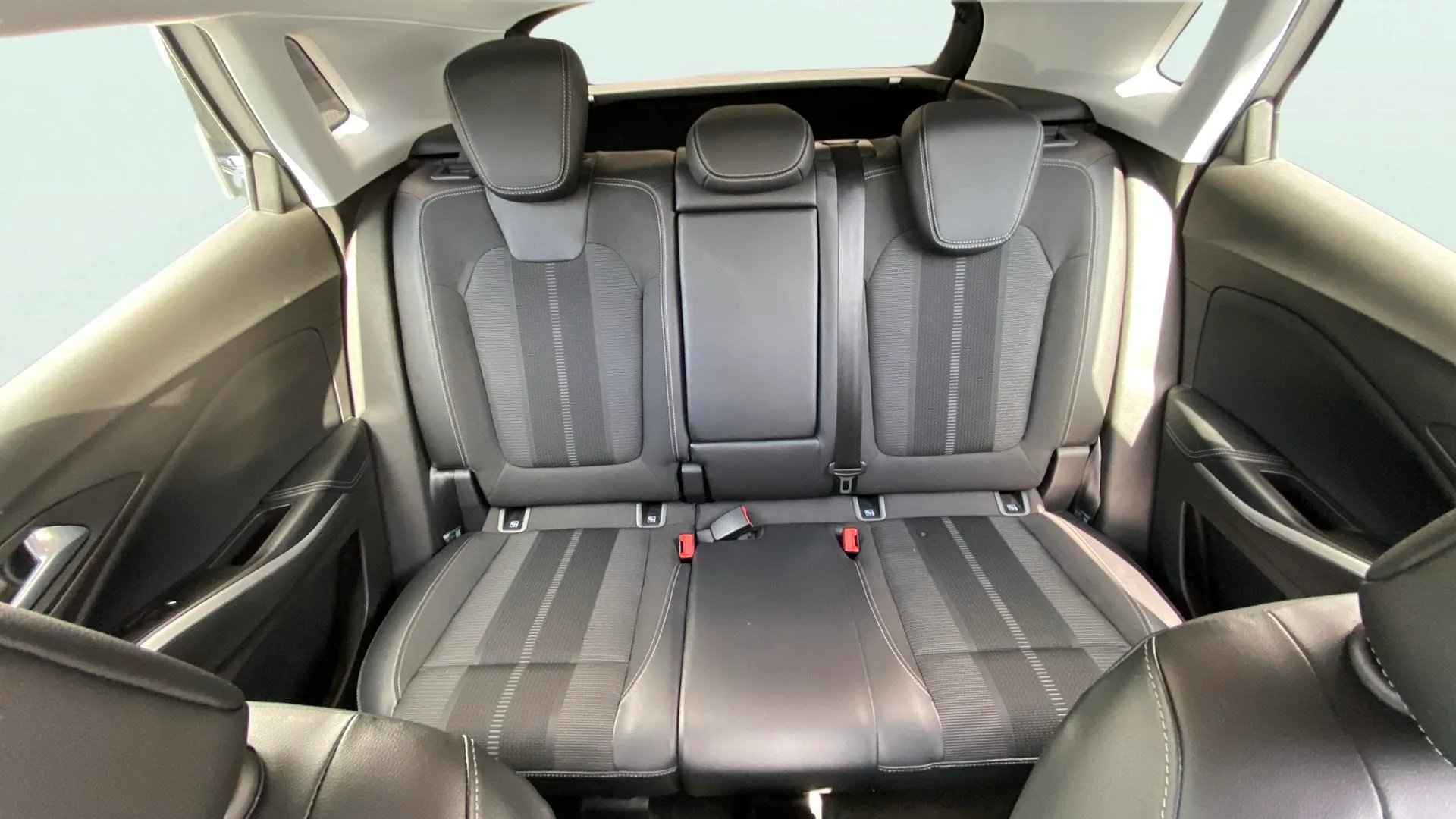 Opel Grandland 1.2T XHT MT6 GS - foto 14