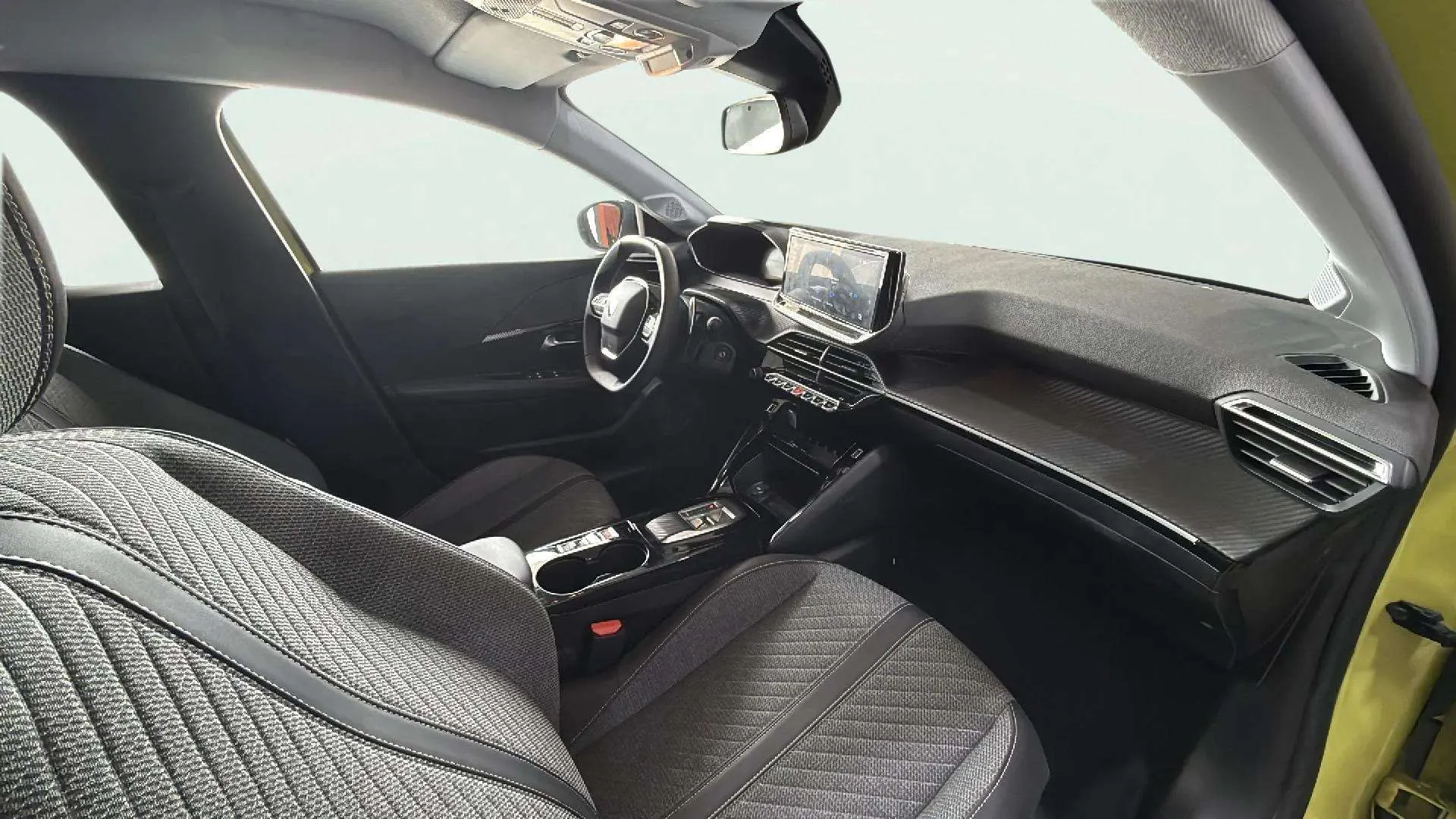 Peugeot 208 Allure Hybrid 100 eDCS6 - foto 12