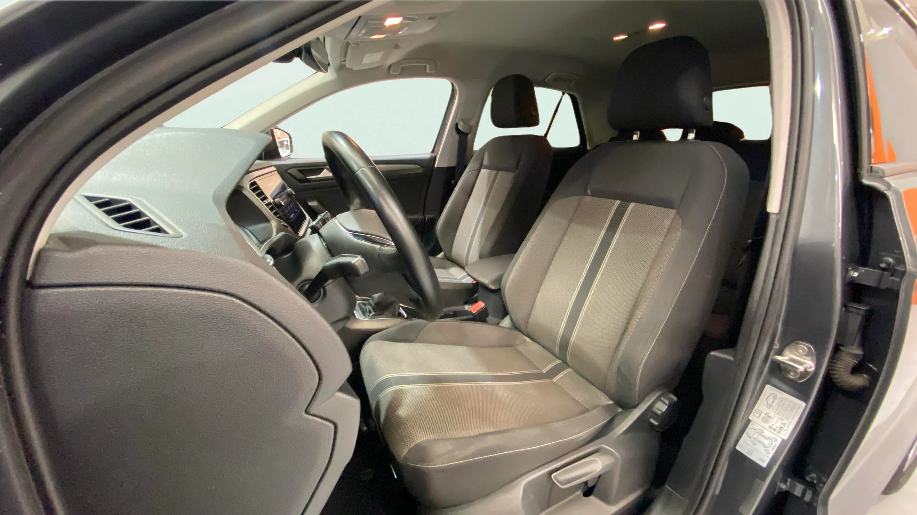 Volkswagen T-Roc Advance 1.0 TSI - foto 10